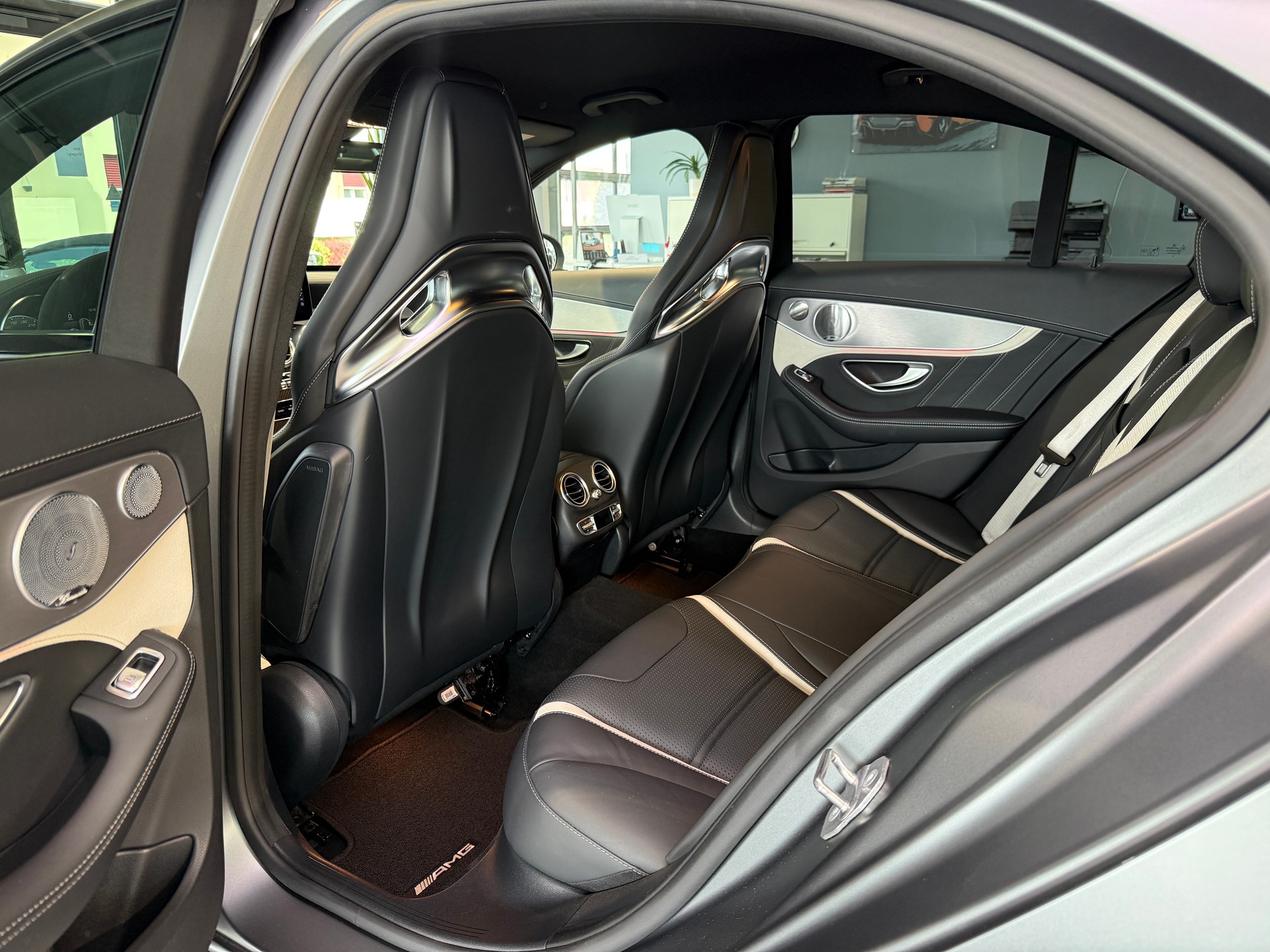 MERCEDES-BENZ C 63 S AMG BRABUS 650 Limited Edition-image-16