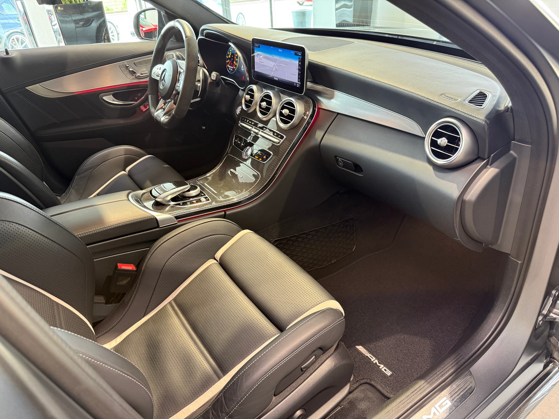 MERCEDES-BENZ C 63 S AMG BRABUS 650 Limited Edition-image-10