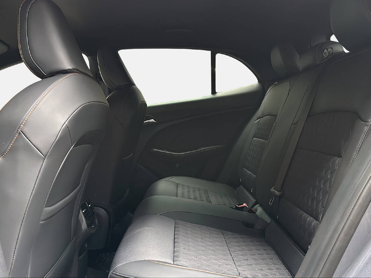 MG 3 1.5 Hybrid Luxury-image-13