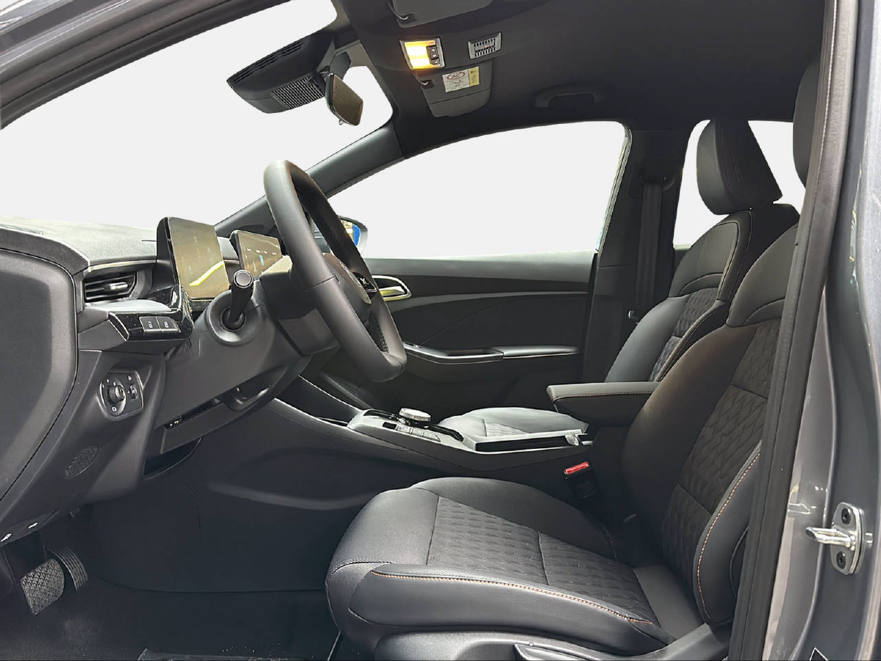 MG 3 1.5 Hybrid Luxury-image-9