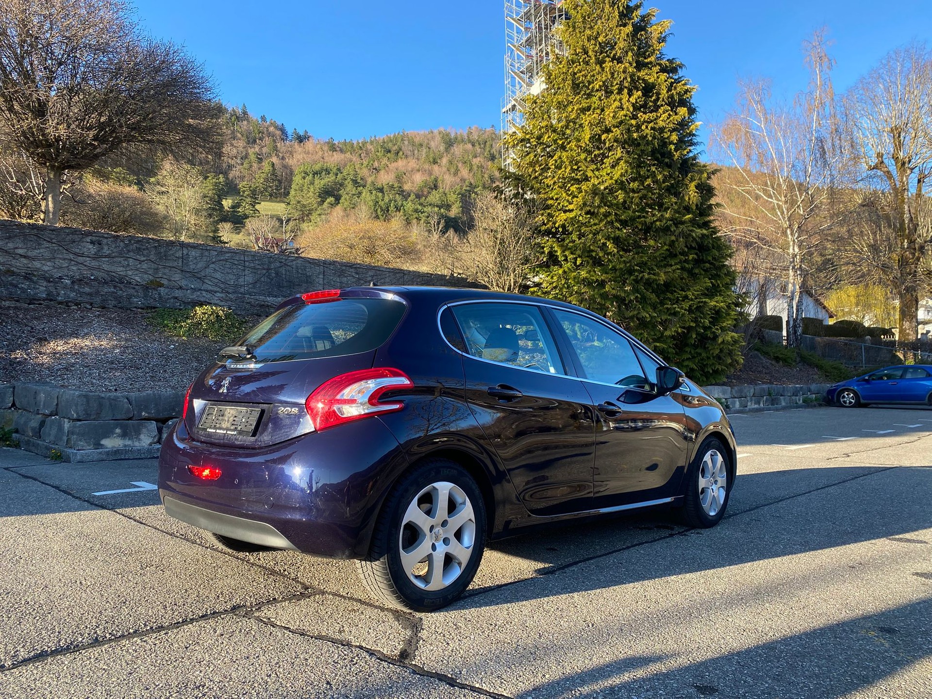 PEUGEOT 208 1.6 VTI Allure-image-4