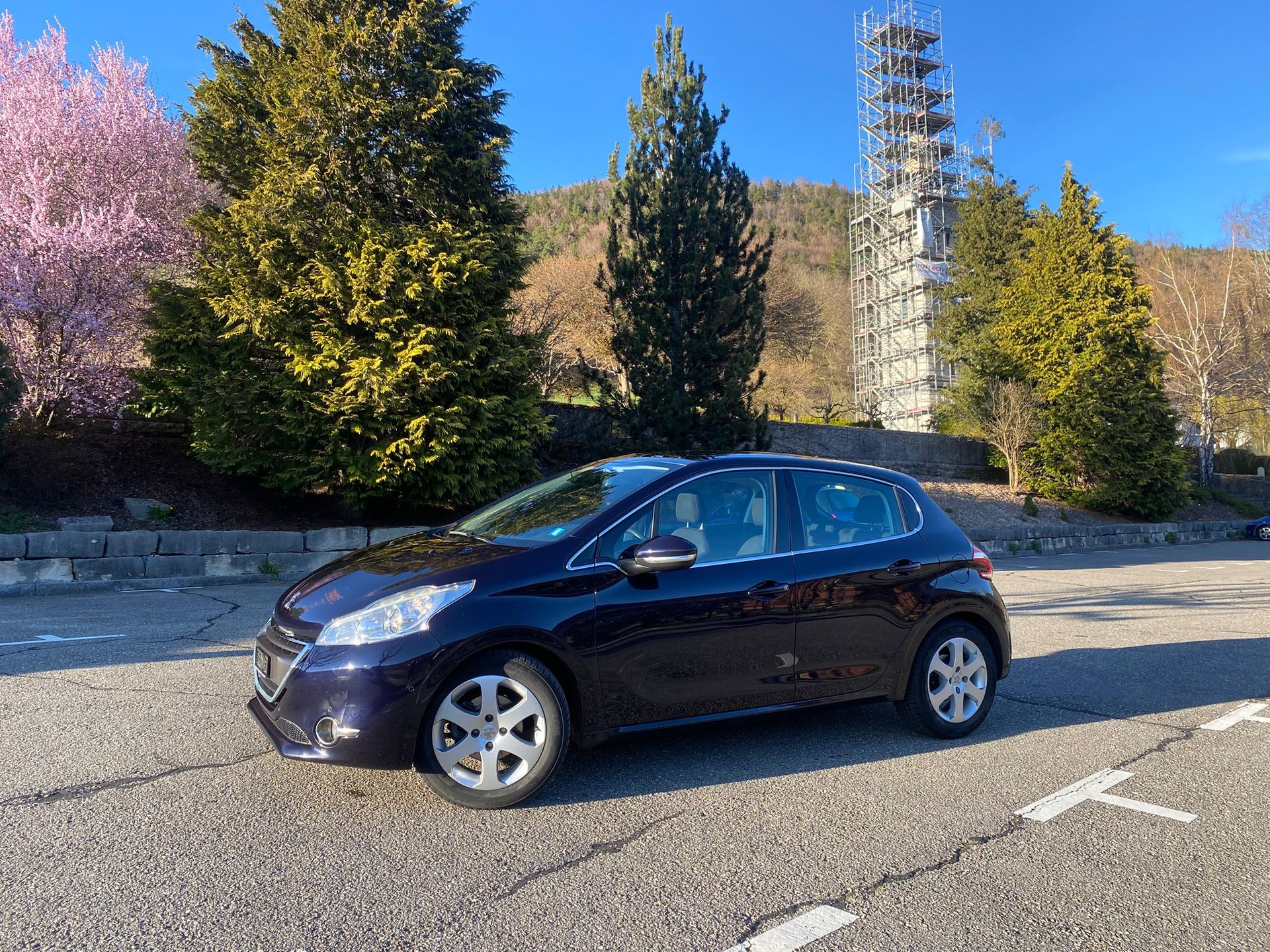 PEUGEOT 208 1.6 VTI Allure-image-2