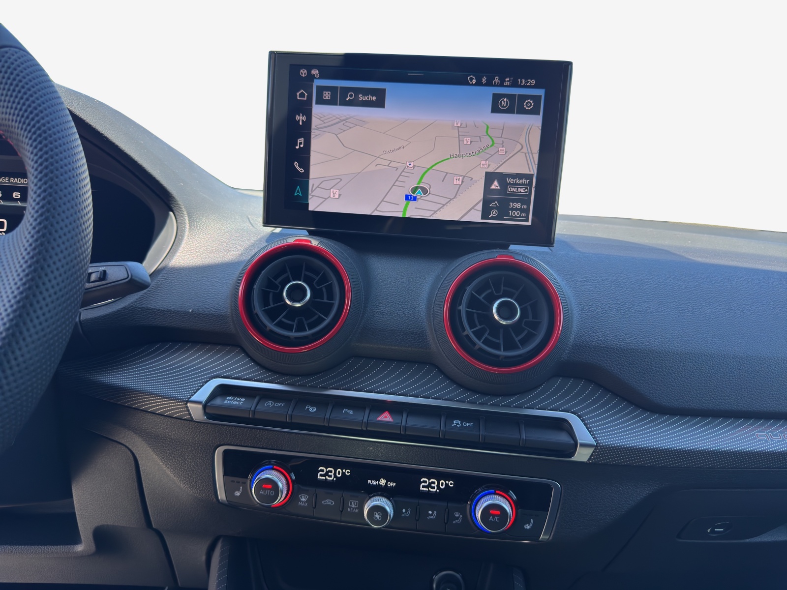 AUDI SQ2 TFSI quattro S-tronic-image-10