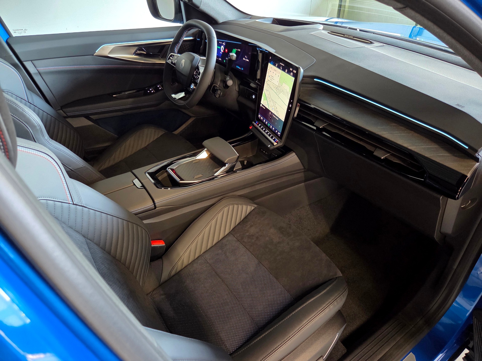 RENAULT Rafale 1.2 E-Tech esprit Alpine-image-14
