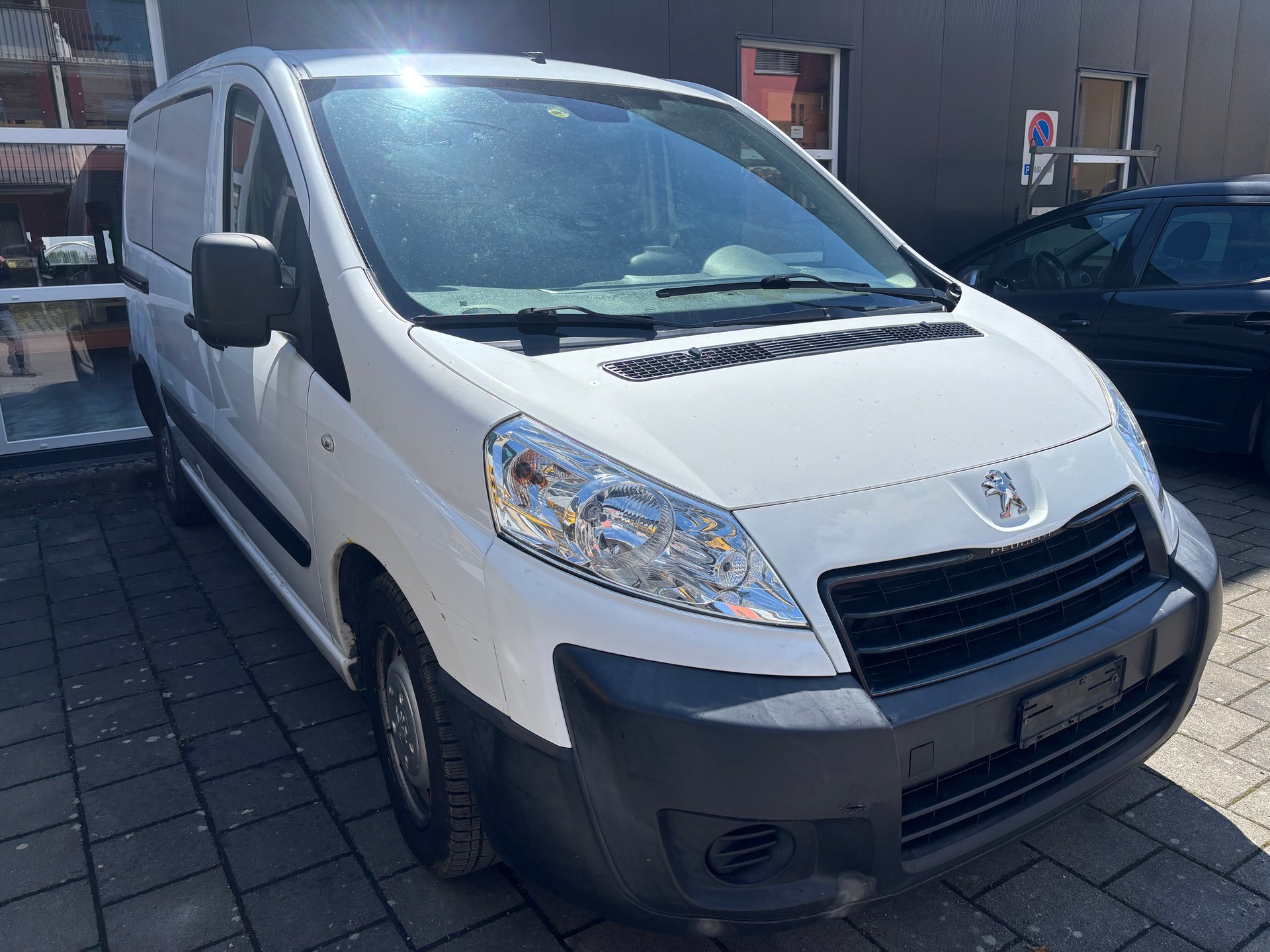 PEUGEOT Expert 2.0 HDi 229 L2H1