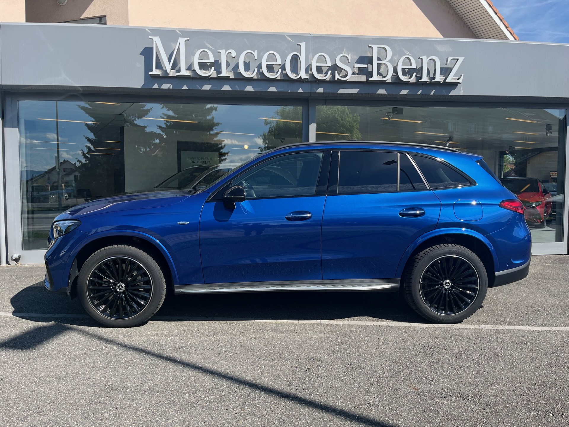 MERCEDES-BENZ GLC 300 e 4Matic EQ Star 9G-Tronic-showroom-element-2