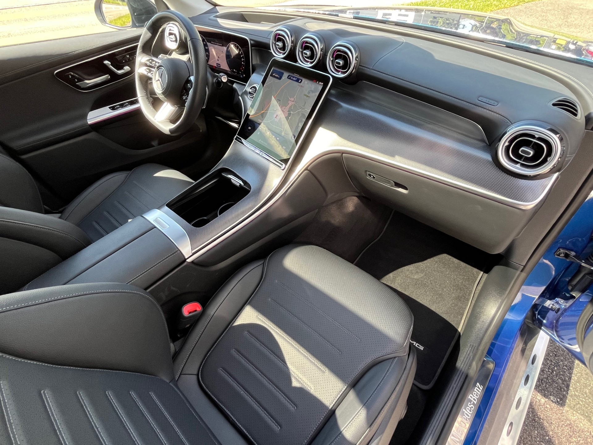 MERCEDES-BENZ GLC 300 e 4Matic EQ Star 9G-Tronic-image-5