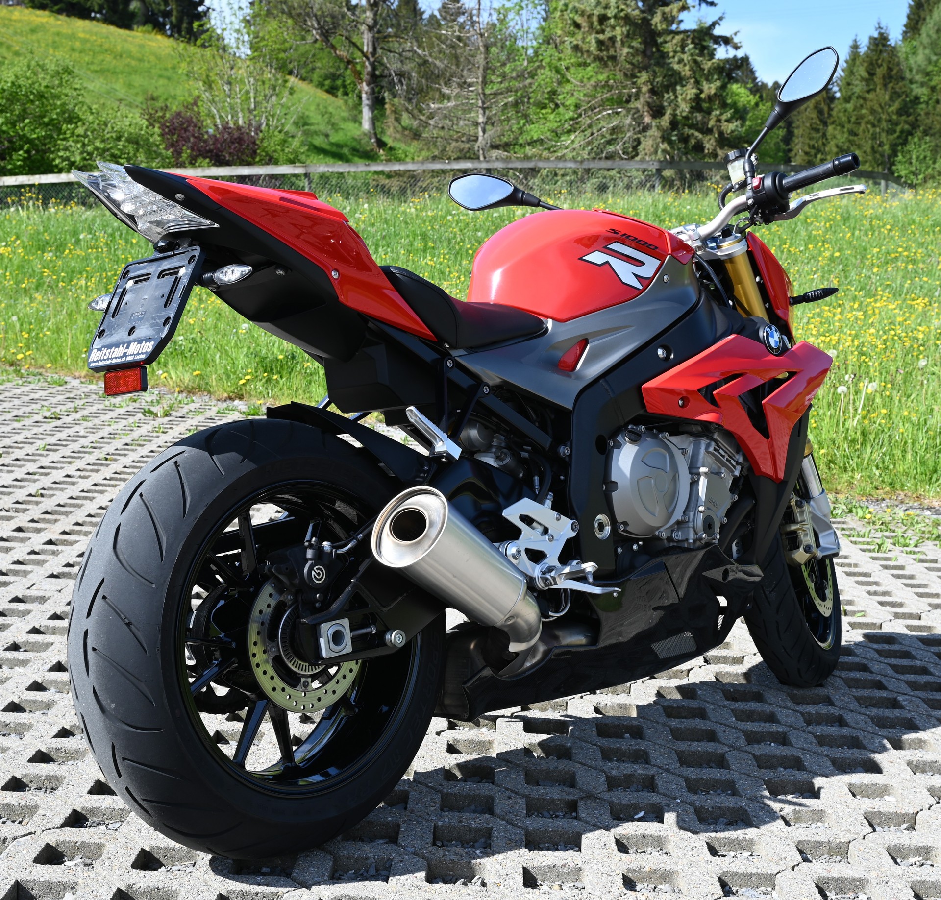 BMW S 1000 R-image-6
