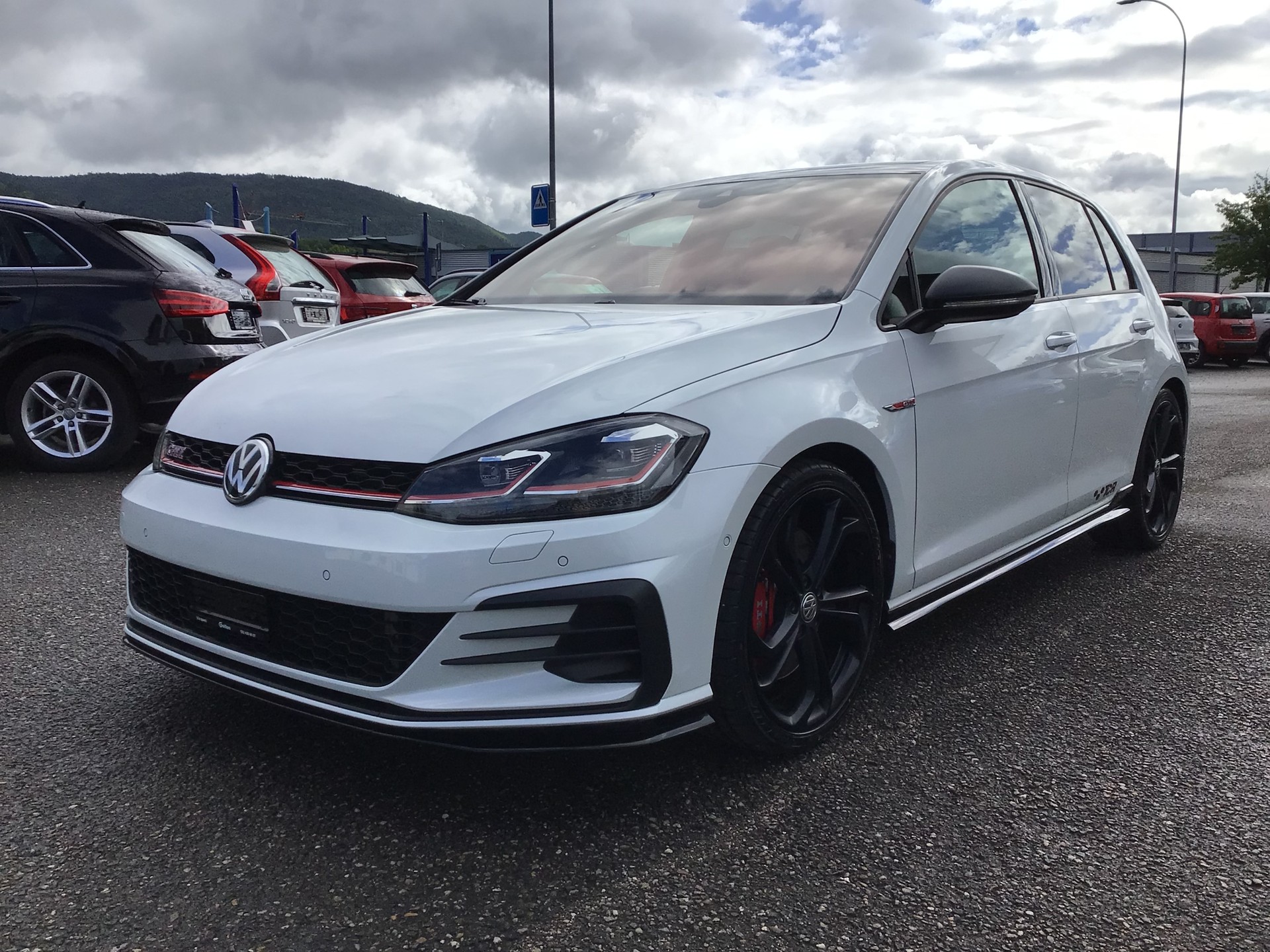 VW Golf 2.0 TSI GTI TCR DSG