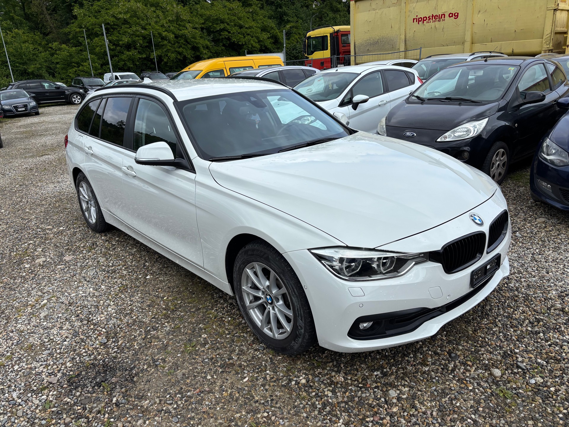 BMW 320d xDrive Touring Swiss Advantage Sport Stept-image-1