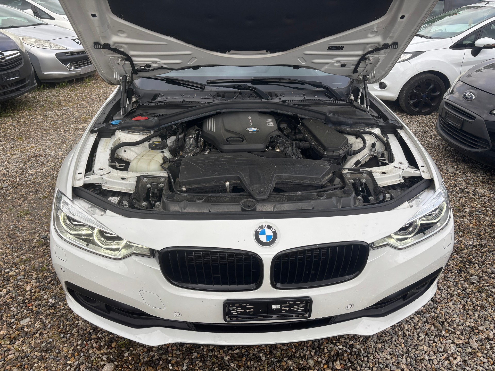 BMW 320d xDrive Touring Swiss Advantage Sport Stept-image-13