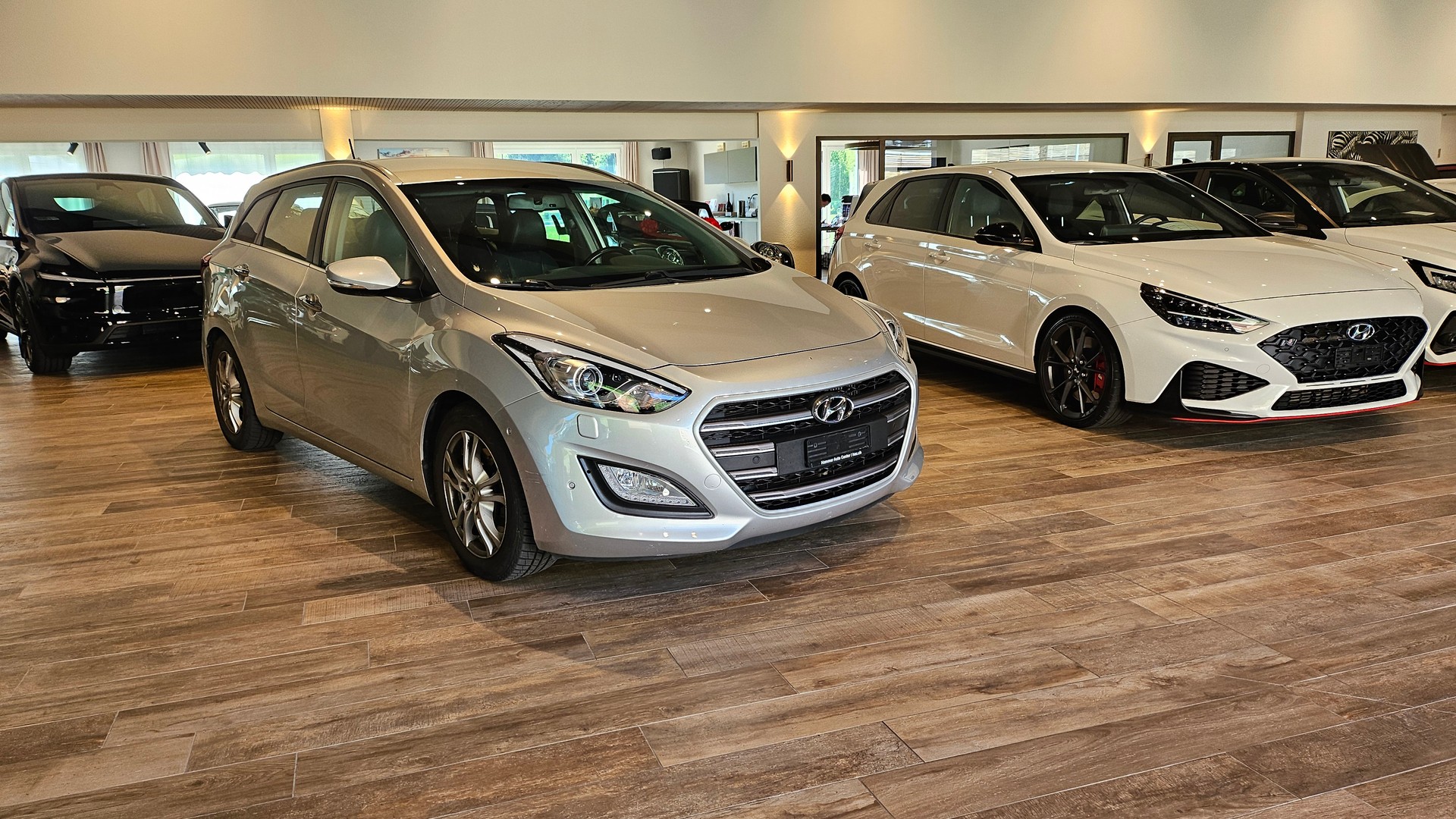 HYUNDAI i30 Wagon 1.6 CRDi Vertex Automatic DCT-image-4