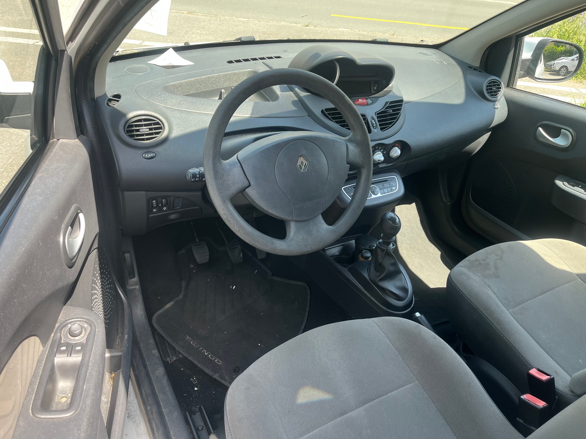 RENAULT Twingo 1.2 16V Expression-image-7