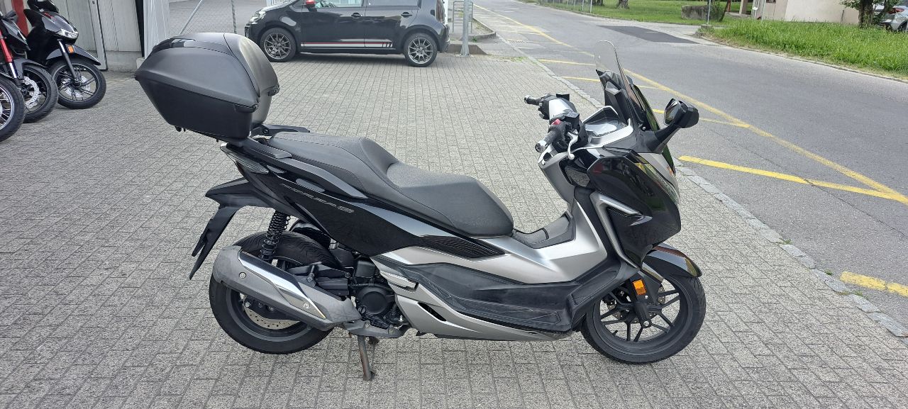 HONDA NSS Forza 300-image-0