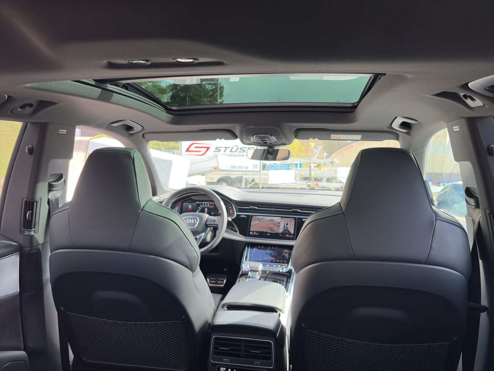AUDI SQ8 4.0 V8 TFSI quattro T-Tronic-image-10