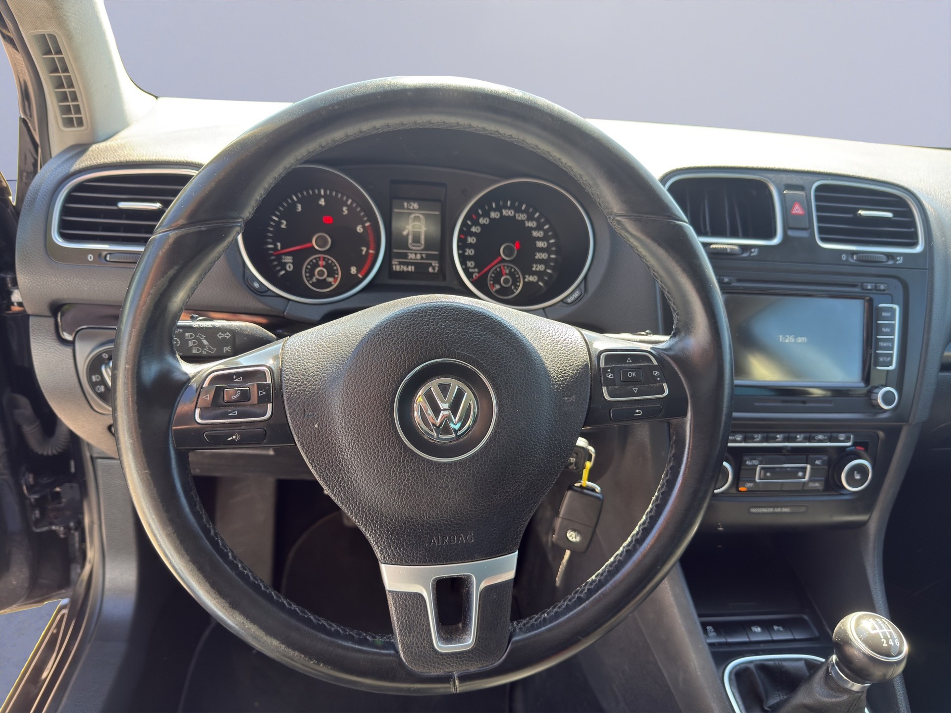 VW Golf 1.4 TSI Team-image-11