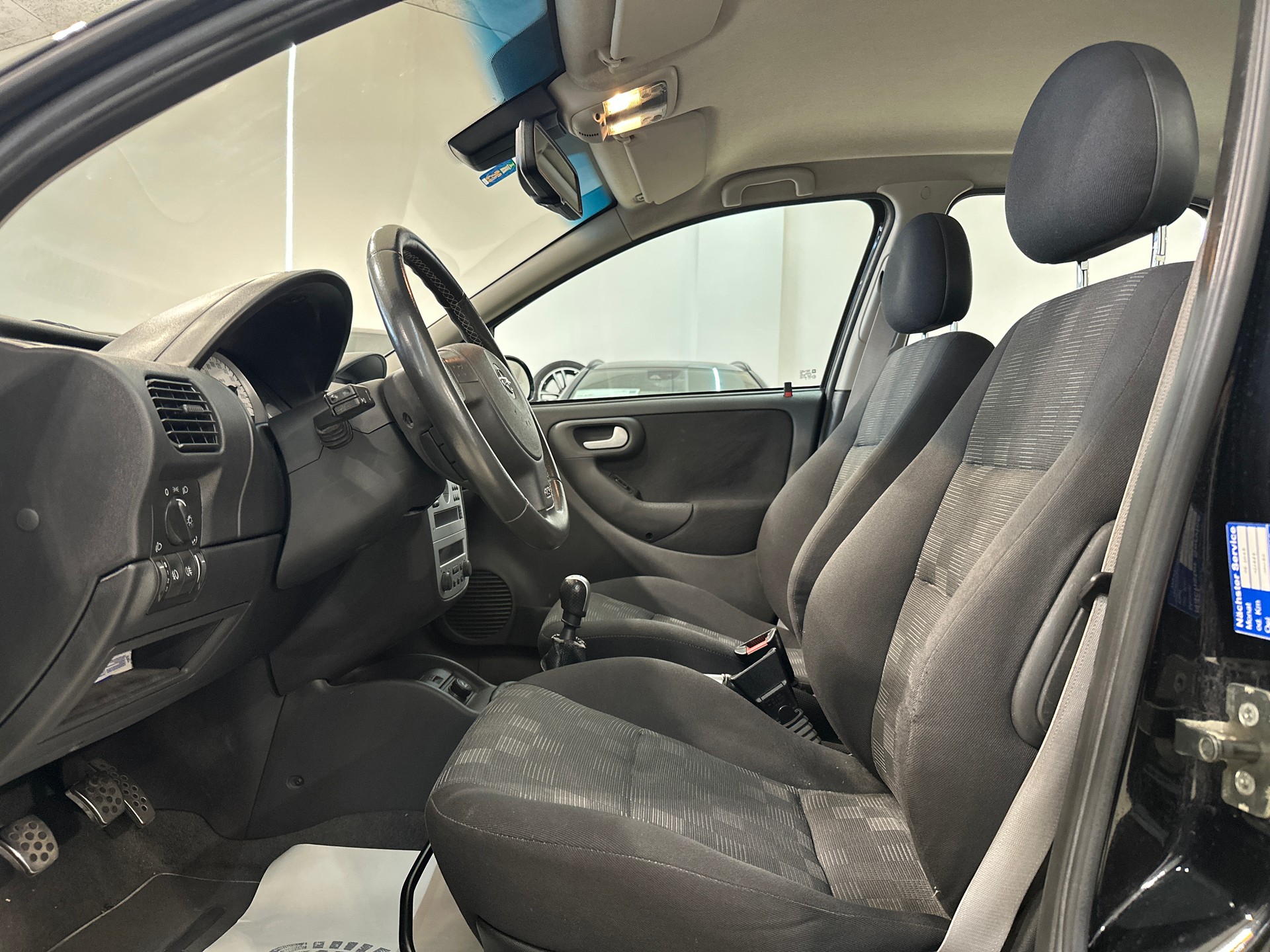 OPEL Corsa 1.8 16V GSi Irmscher-image-11