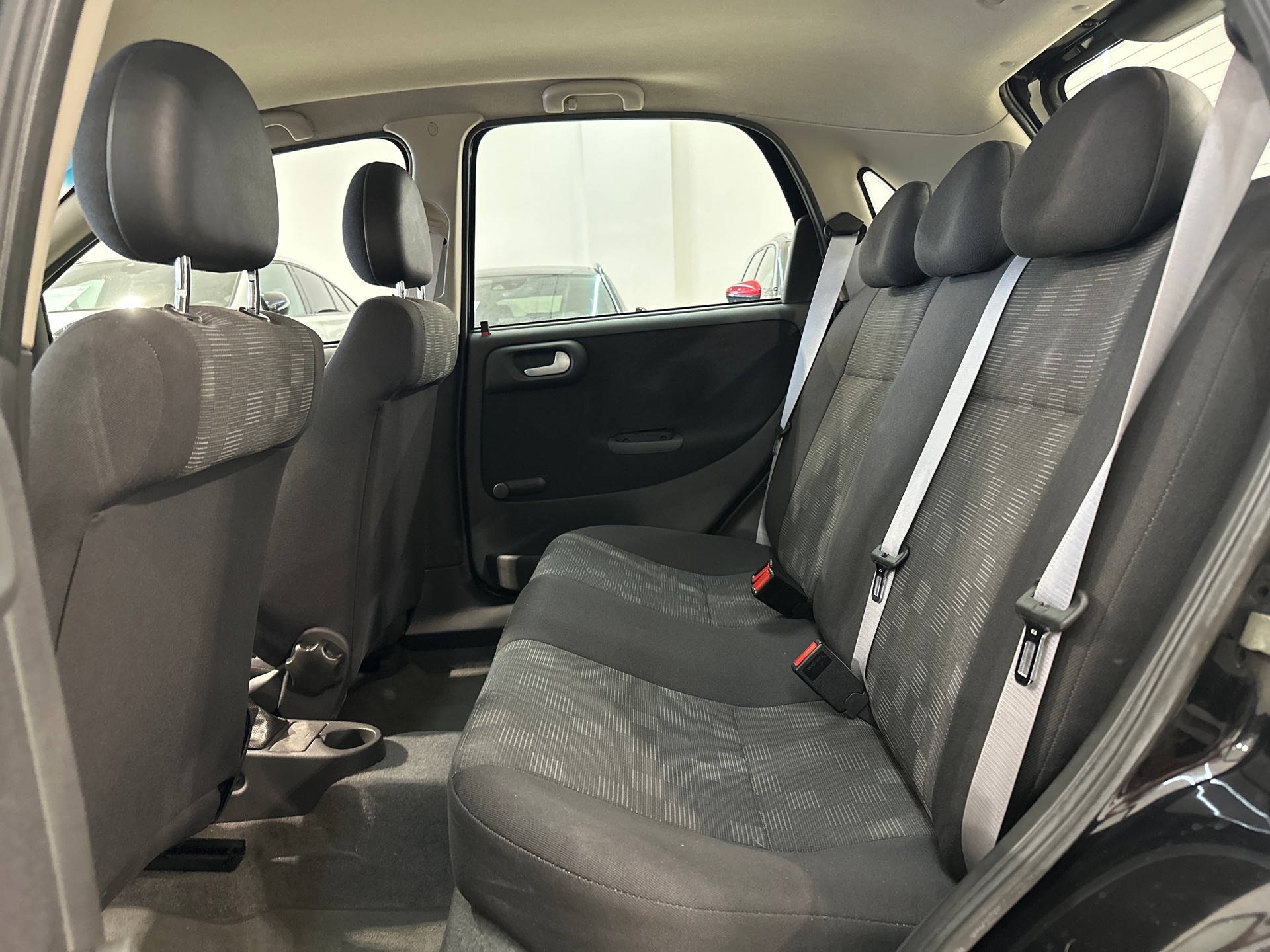 OPEL Corsa 1.8 16V GSi Irmscher-image-13