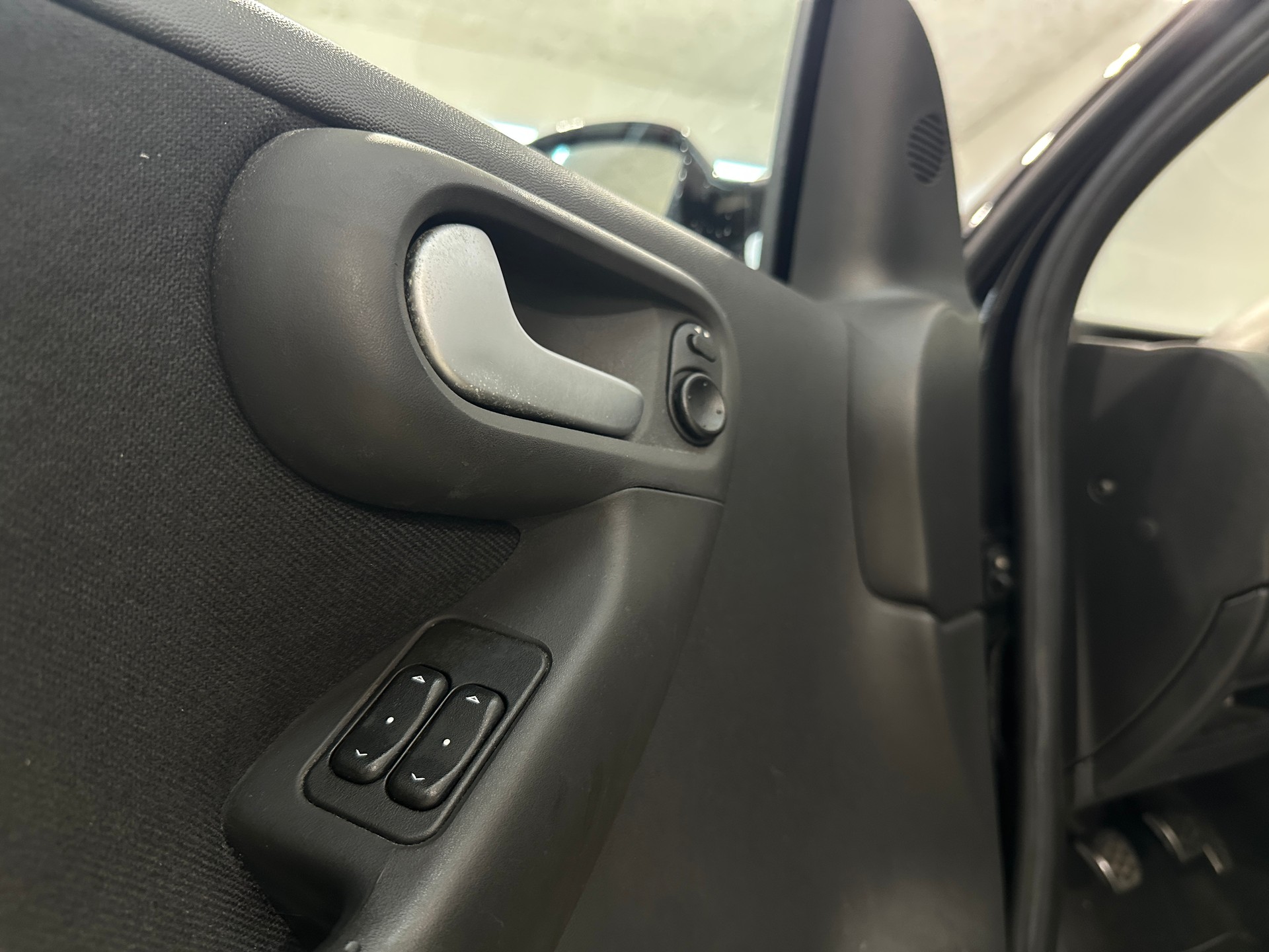 OPEL Corsa 1.8 16V GSi Irmscher-image-25