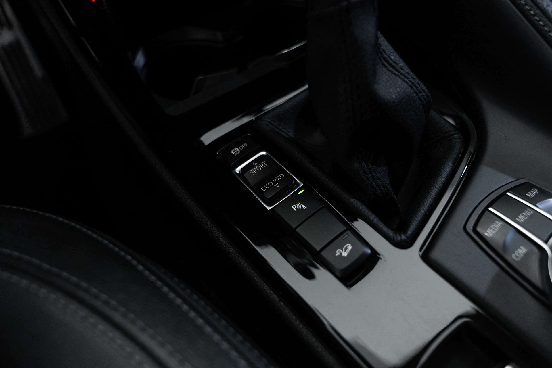BMW X1 xDrive 20d xLine Steptronic-image-27