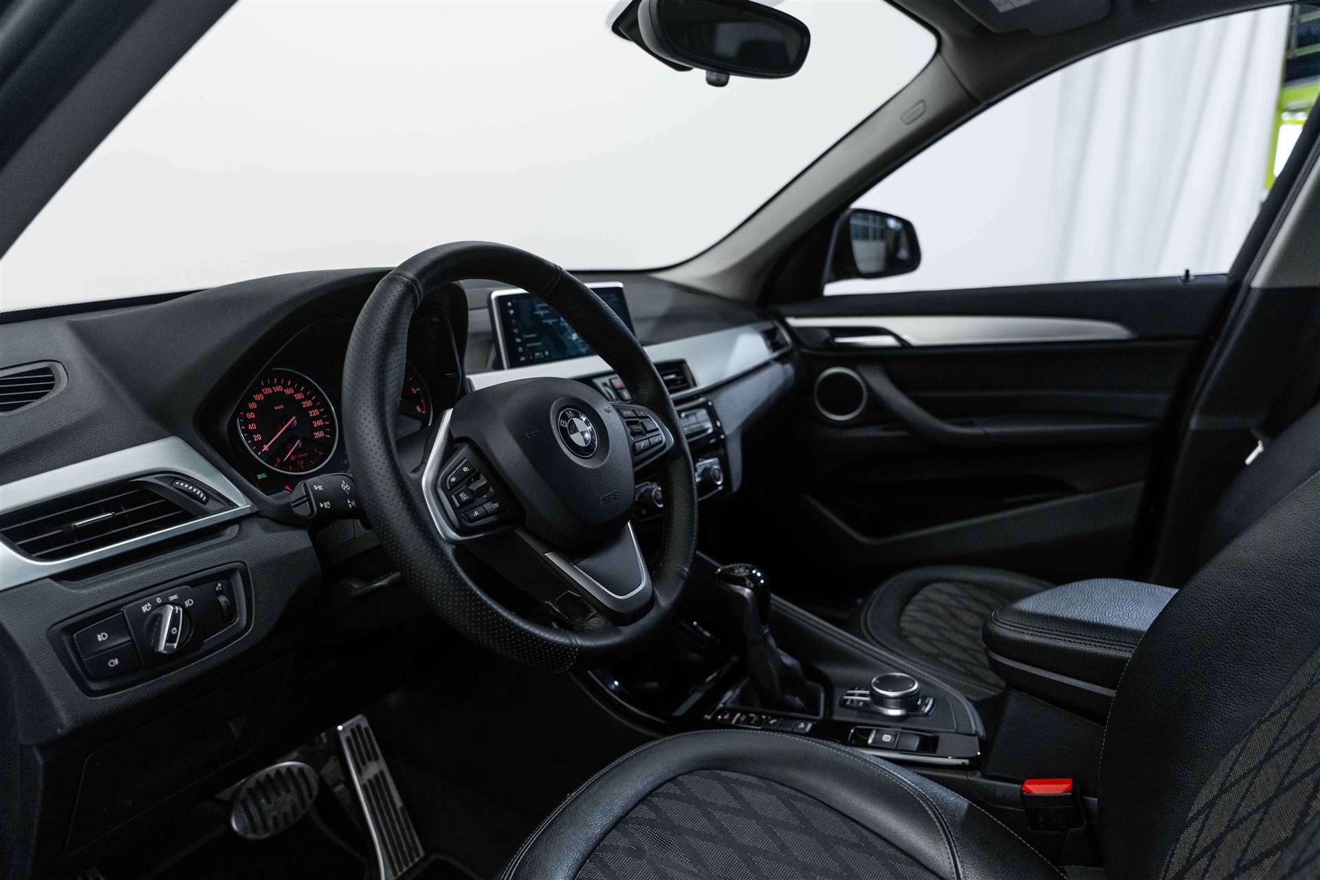 BMW X1 xDrive 20d xLine Steptronic-image-7