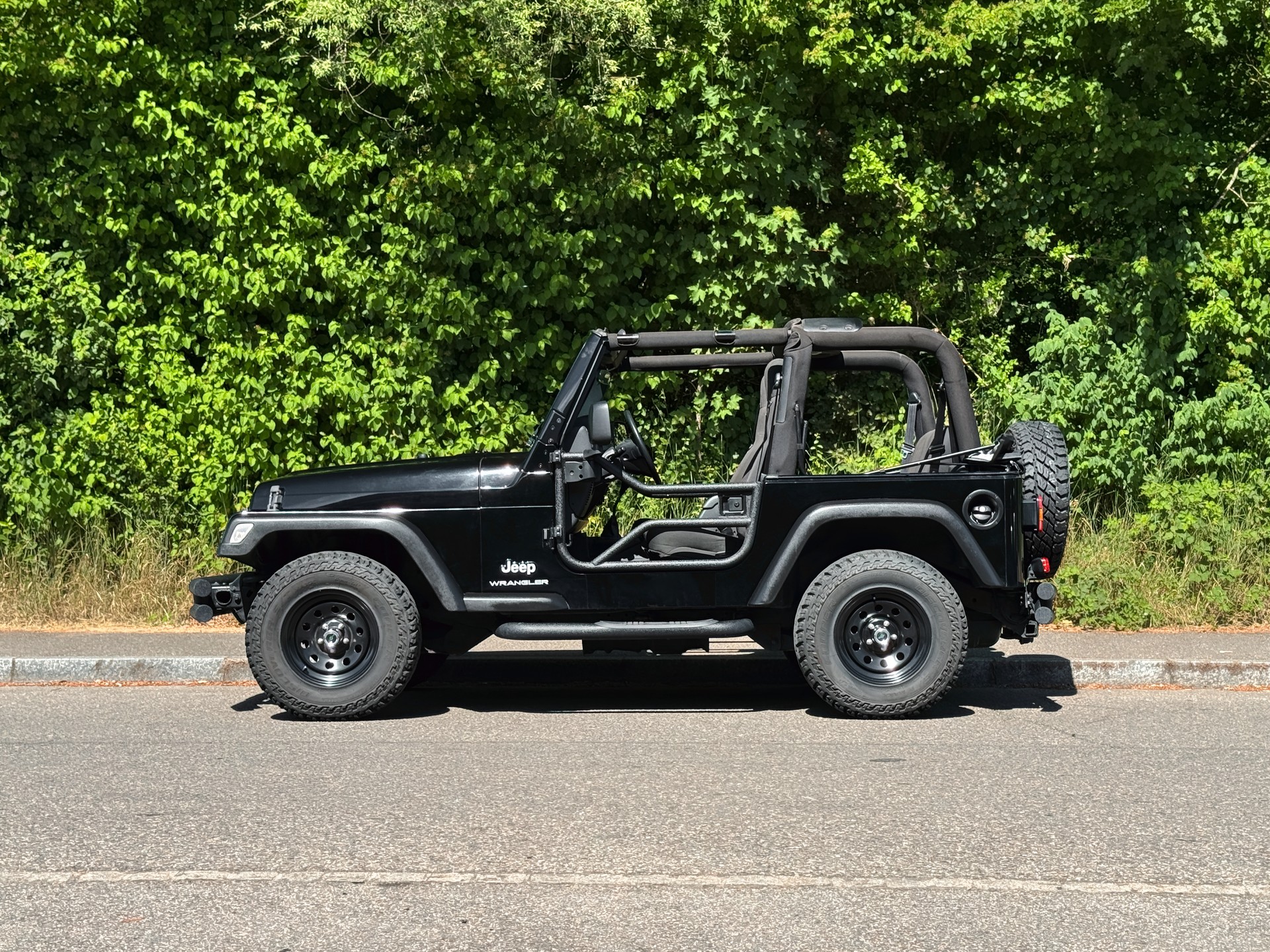 JEEP Wrangler 2.4 Sport-showroom-element-3