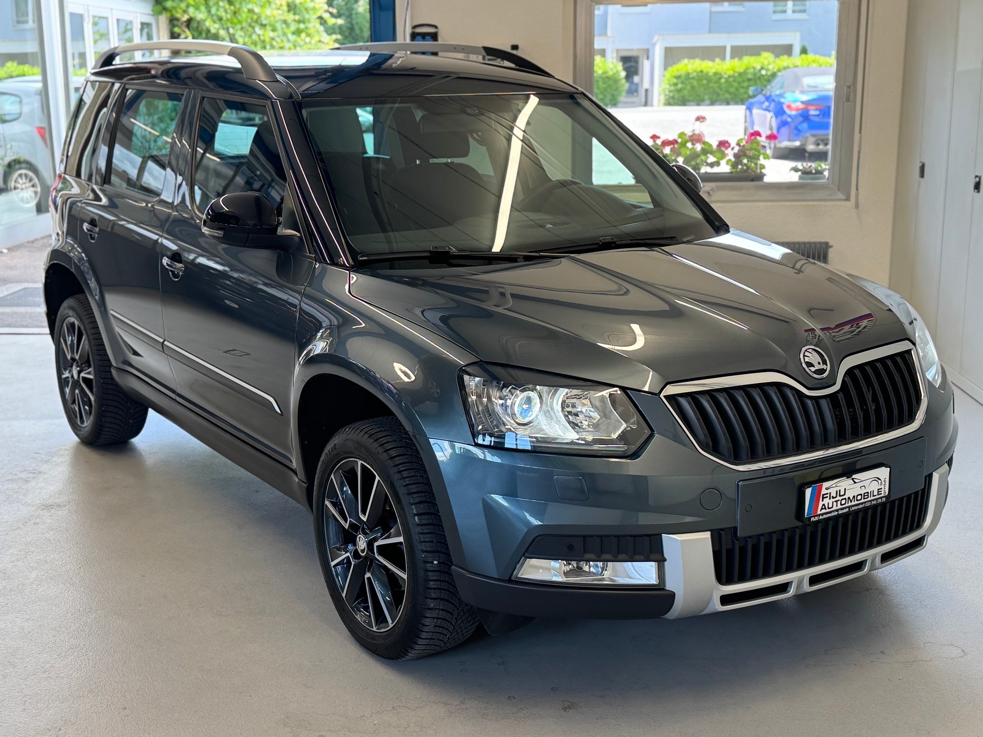 SKODA Yeti 1.4 TSI Outdoor Adventure 4x4 DSG-image-2