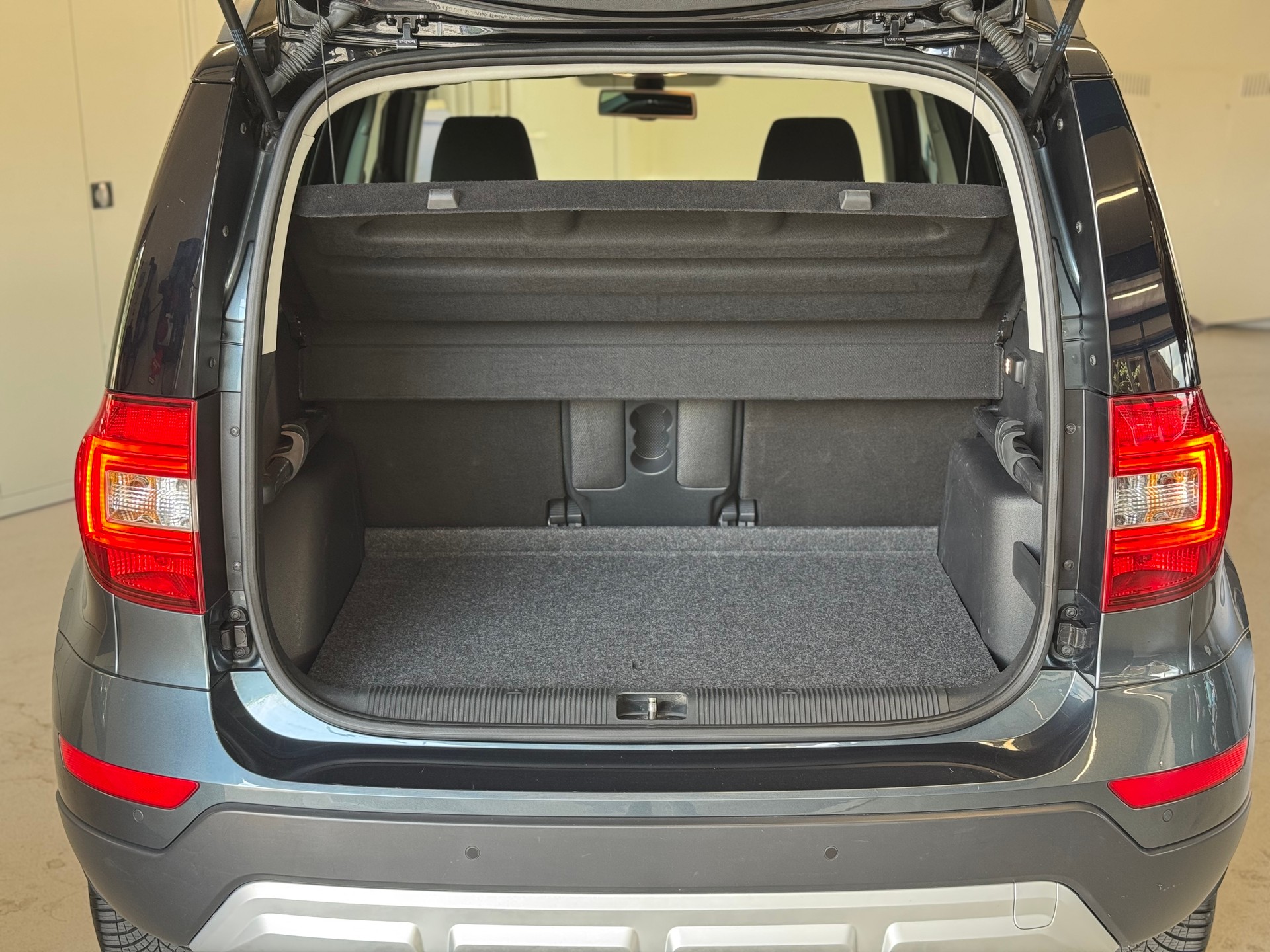 SKODA Yeti 1.4 TSI Outdoor Adventure 4x4 DSG-image-12