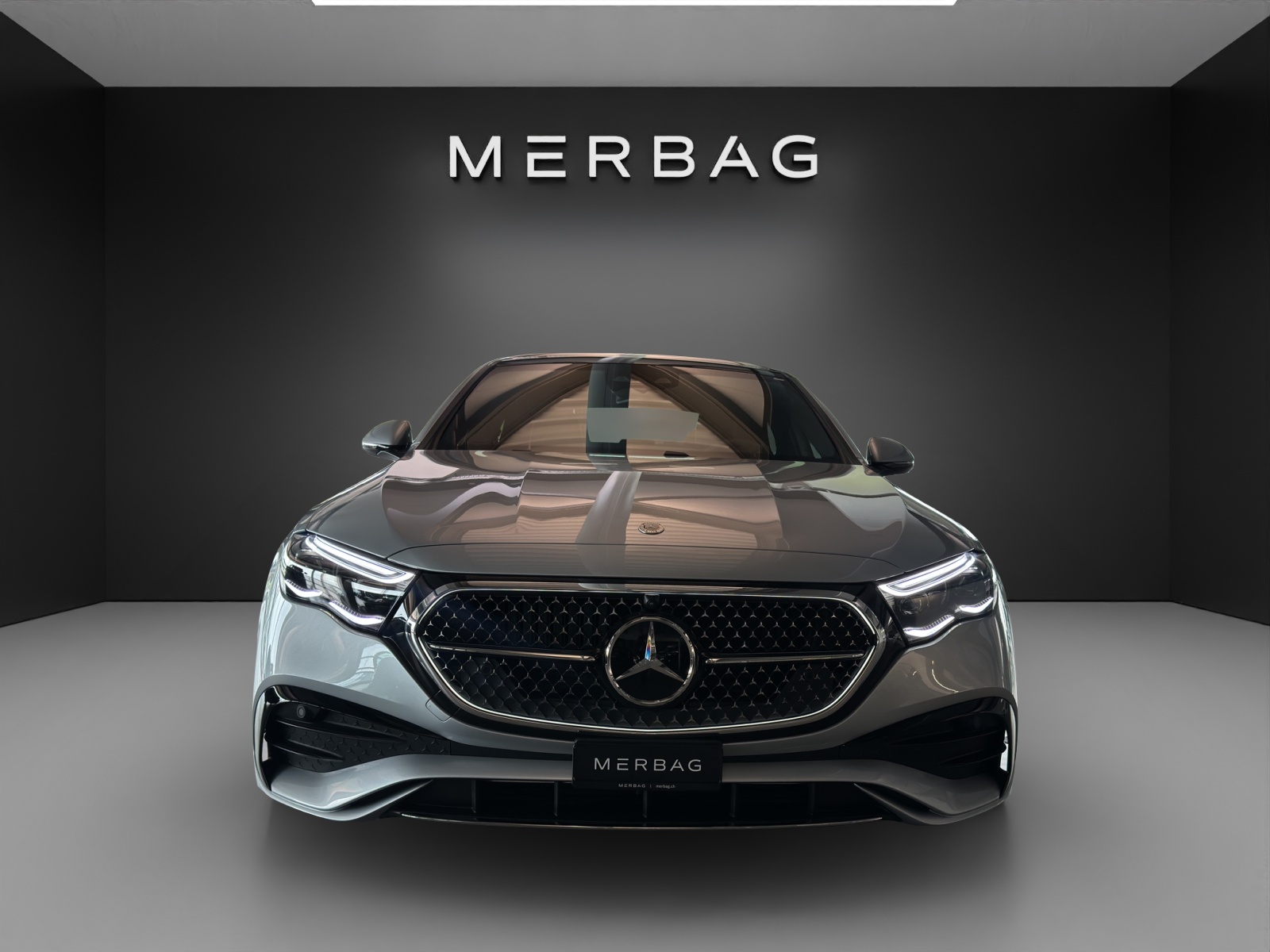 MERCEDES-BENZ E 220 d 4Matic-image-1