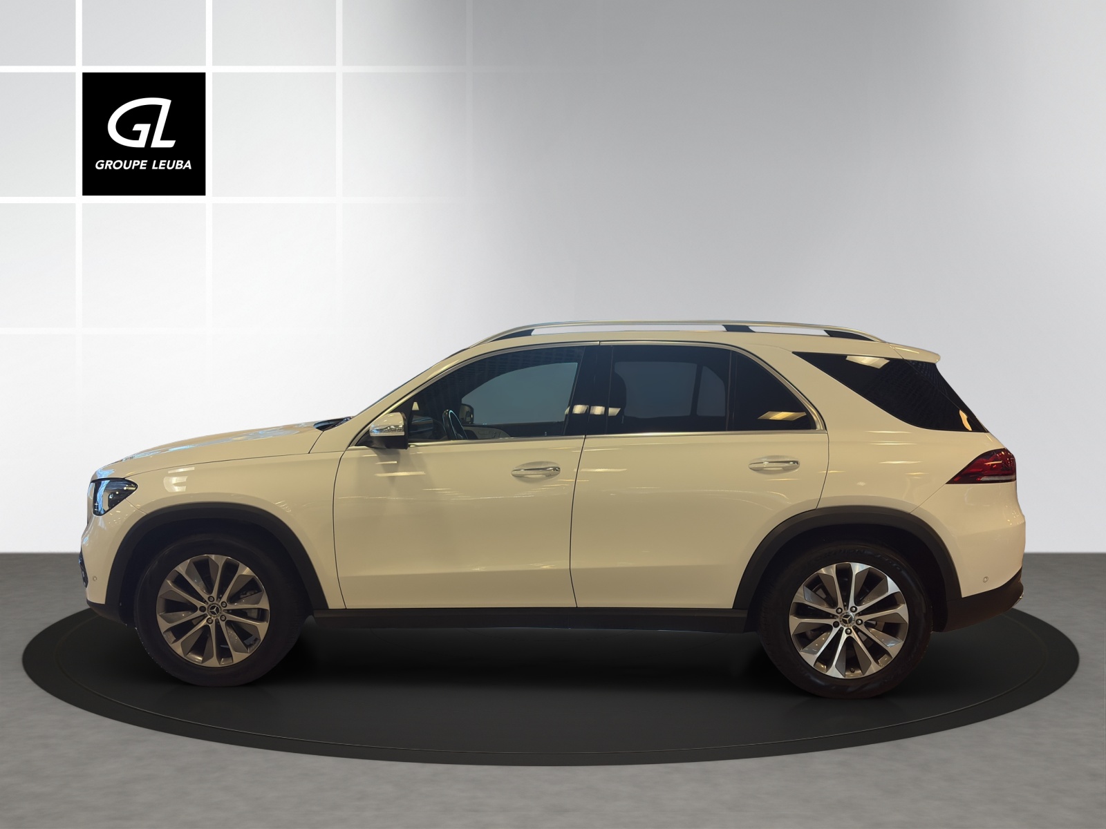 MERCEDES-BENZ GLE 300 d 4Matic 9G-Tronic-showroom-element-2