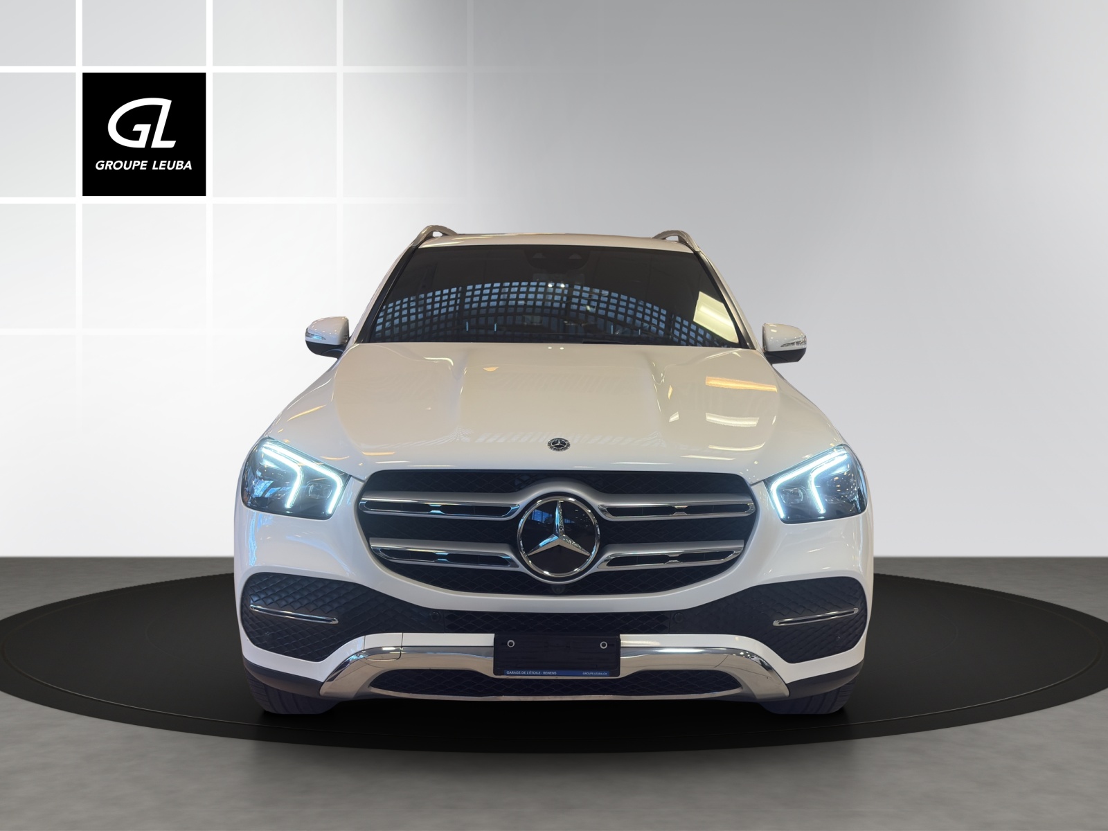 MERCEDES-BENZ GLE 300 d 4Matic 9G-Tronic-showroom-element-1
