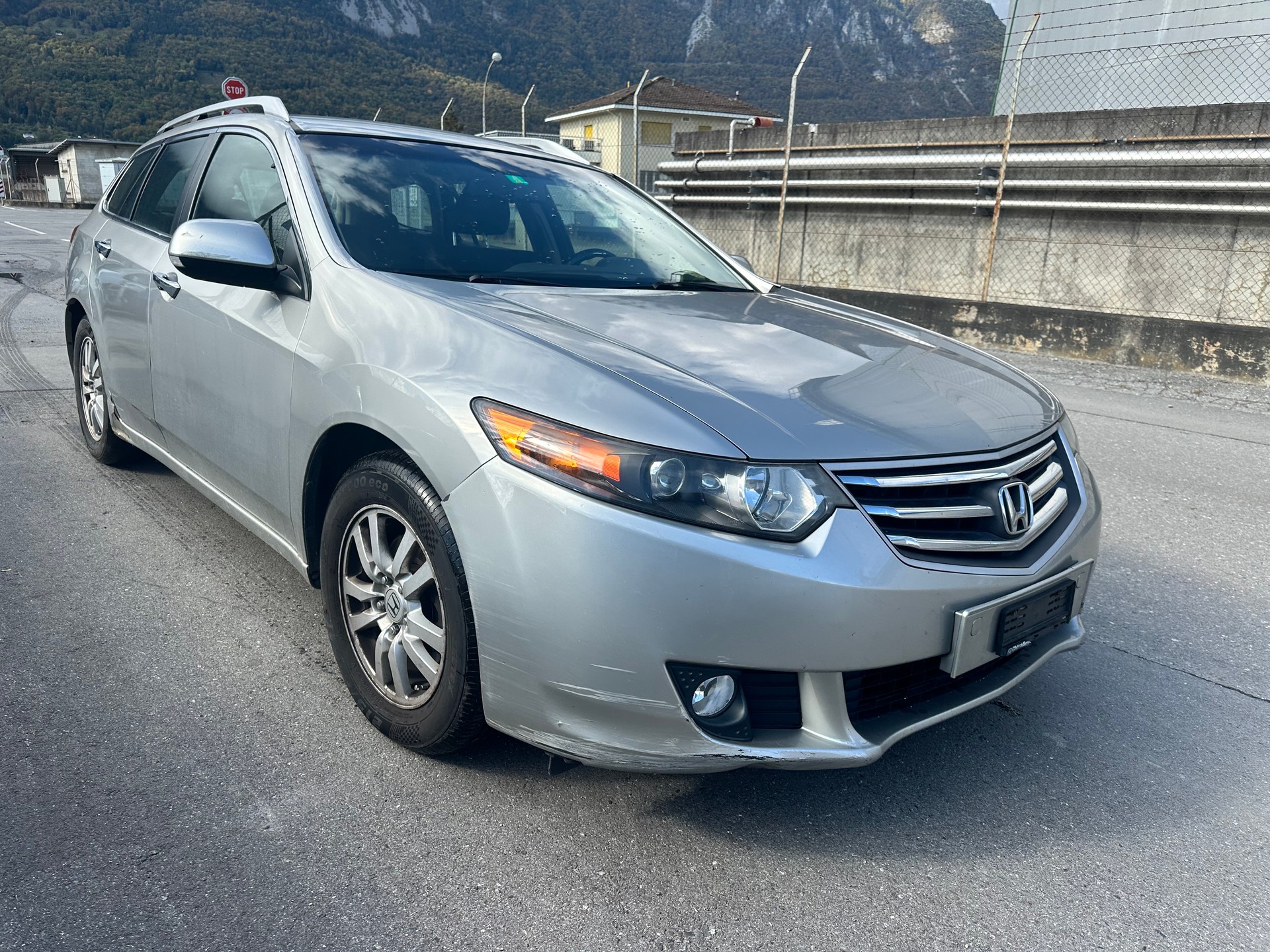 HONDA Accord Tourer 2.2 i-CTDi Elegance-image-1