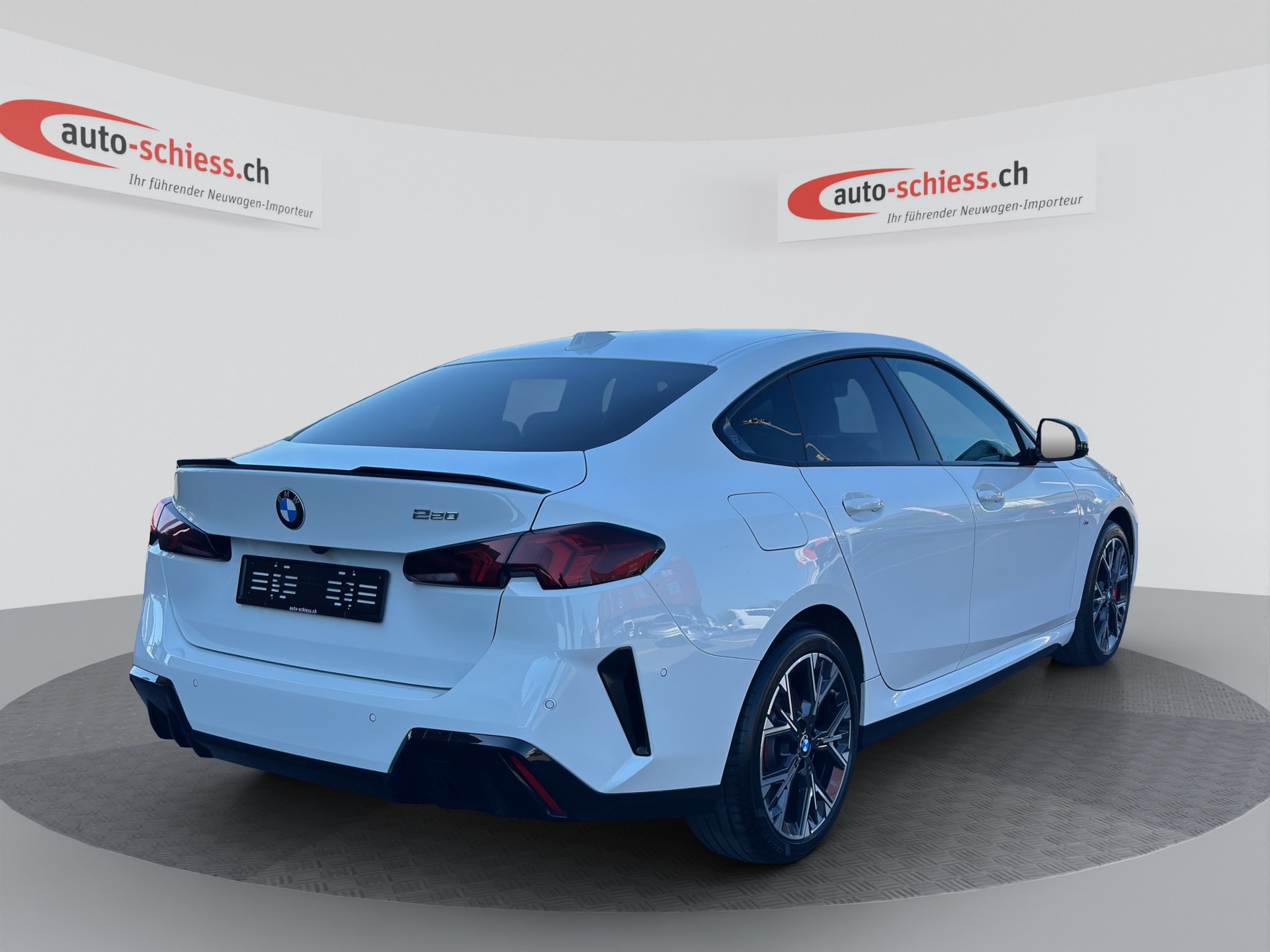 BMW 220 Gran Coupé 48V M Sport Pro Steptronic-image-4