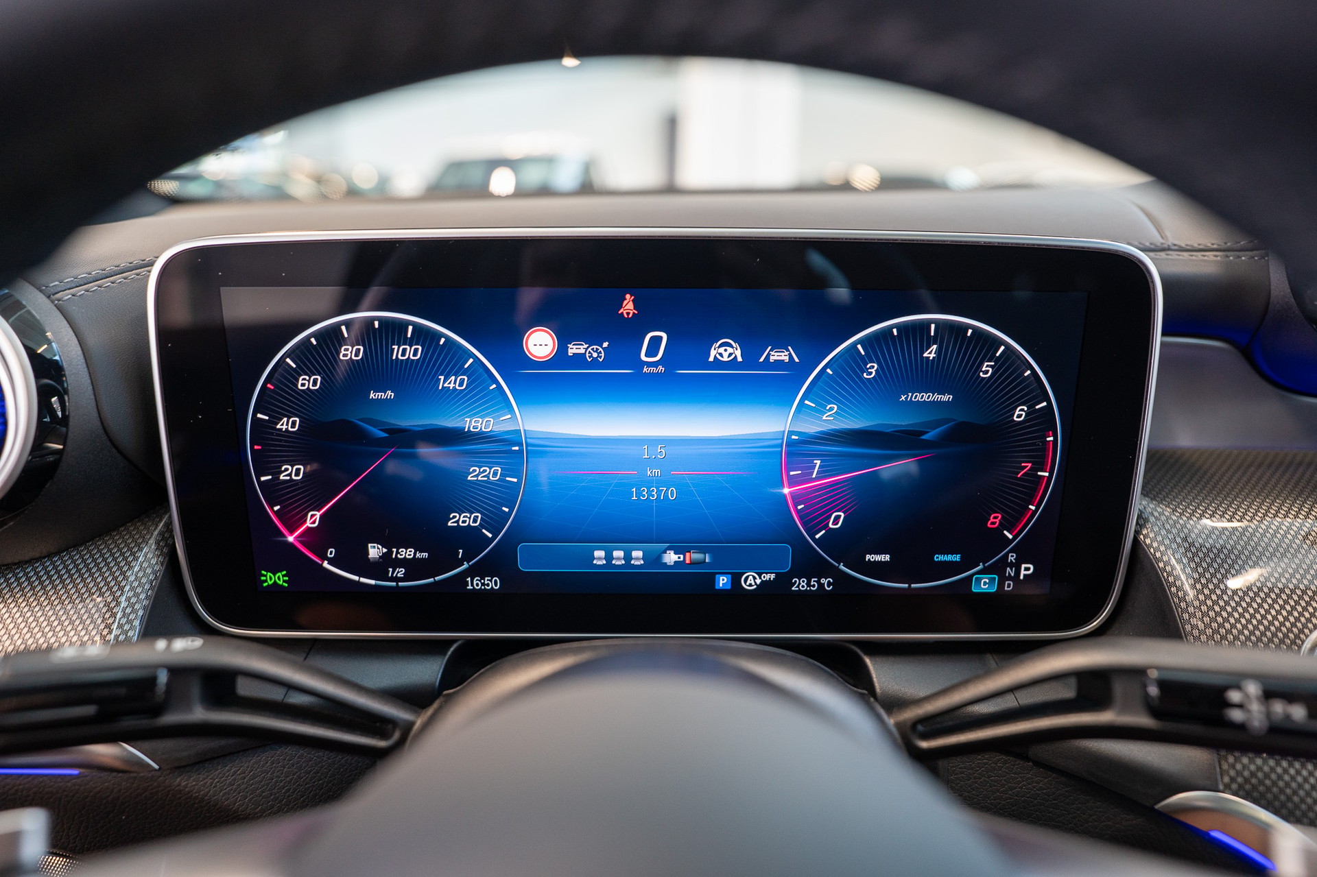 MERCEDES-BENZ GLC 300 AMG Line 4matic Coupé / Panorama / 360°Kamera / Anhängerkupplung-image-22