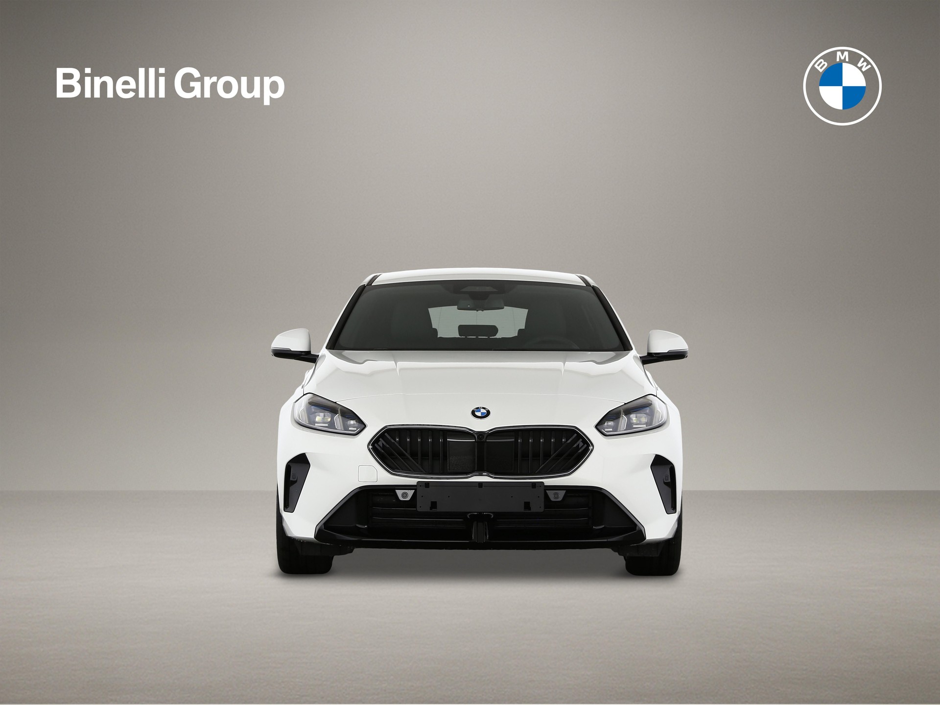 BMW 116-showroom-element-2