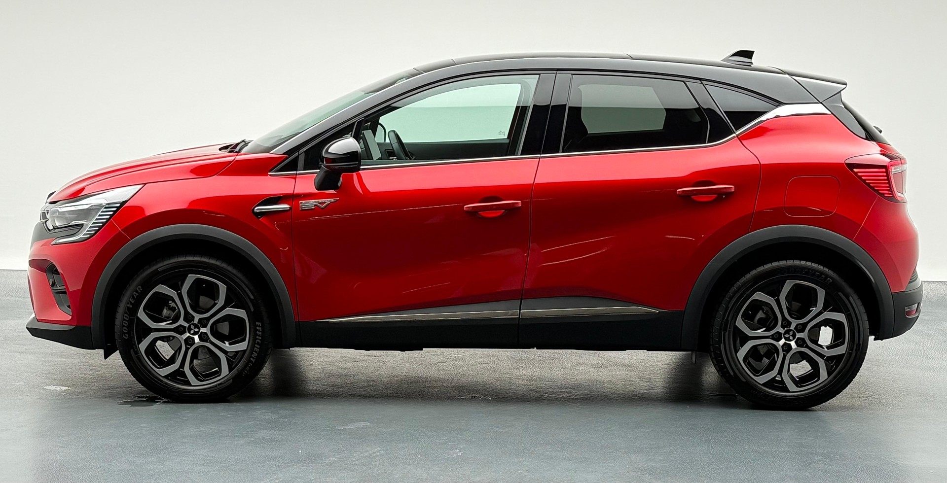 MITSUBISHI ASX 1.6 PHEV Instyle-showroom-element-3