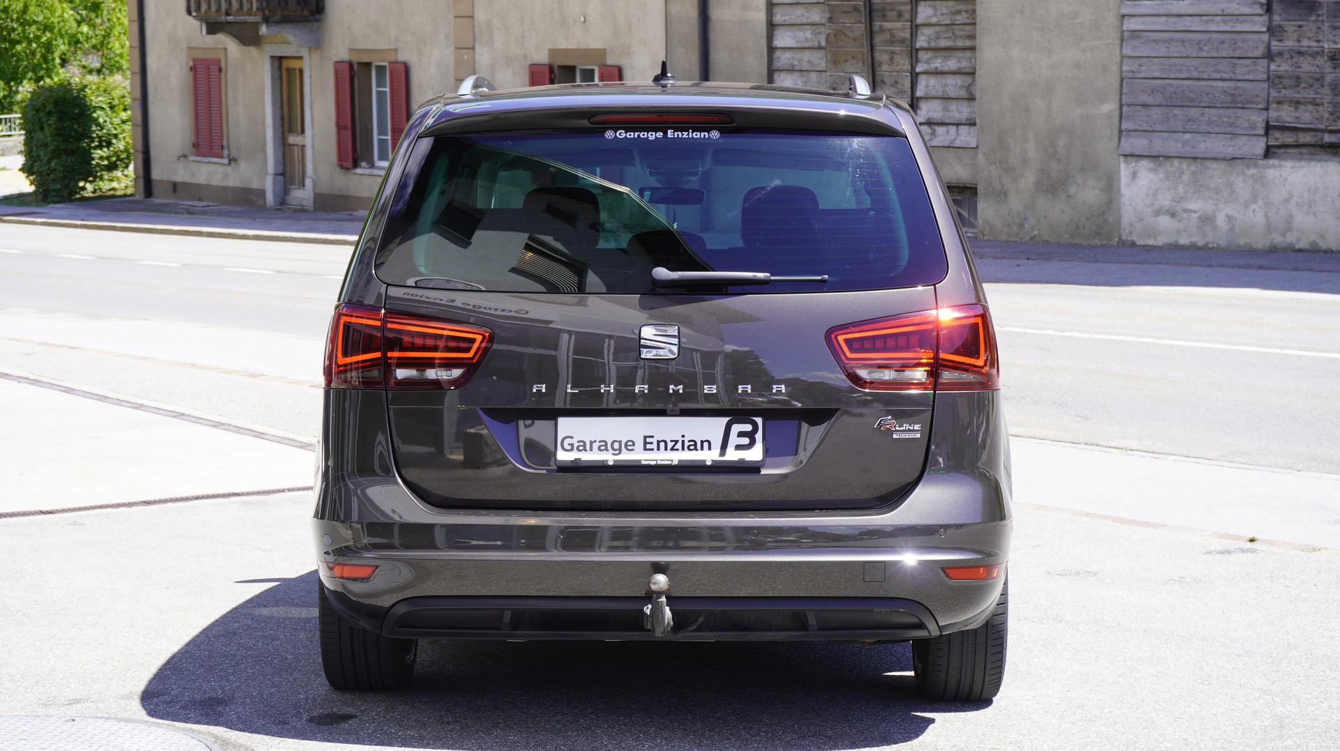 SEAT Alhambra 2.0 TDI SWISS FR 4Drive-image-9