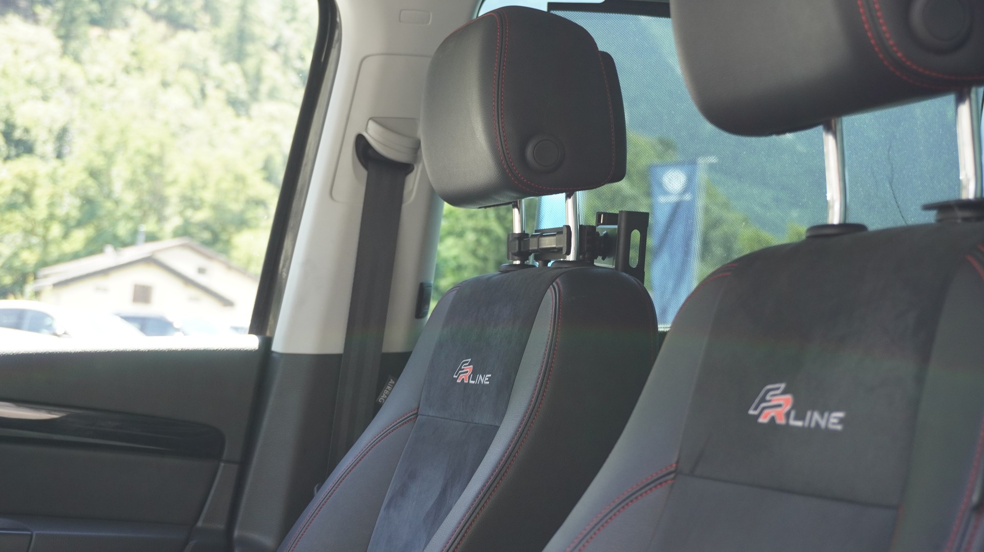 SEAT Alhambra 2.0 TDI SWISS FR 4Drive-image-15