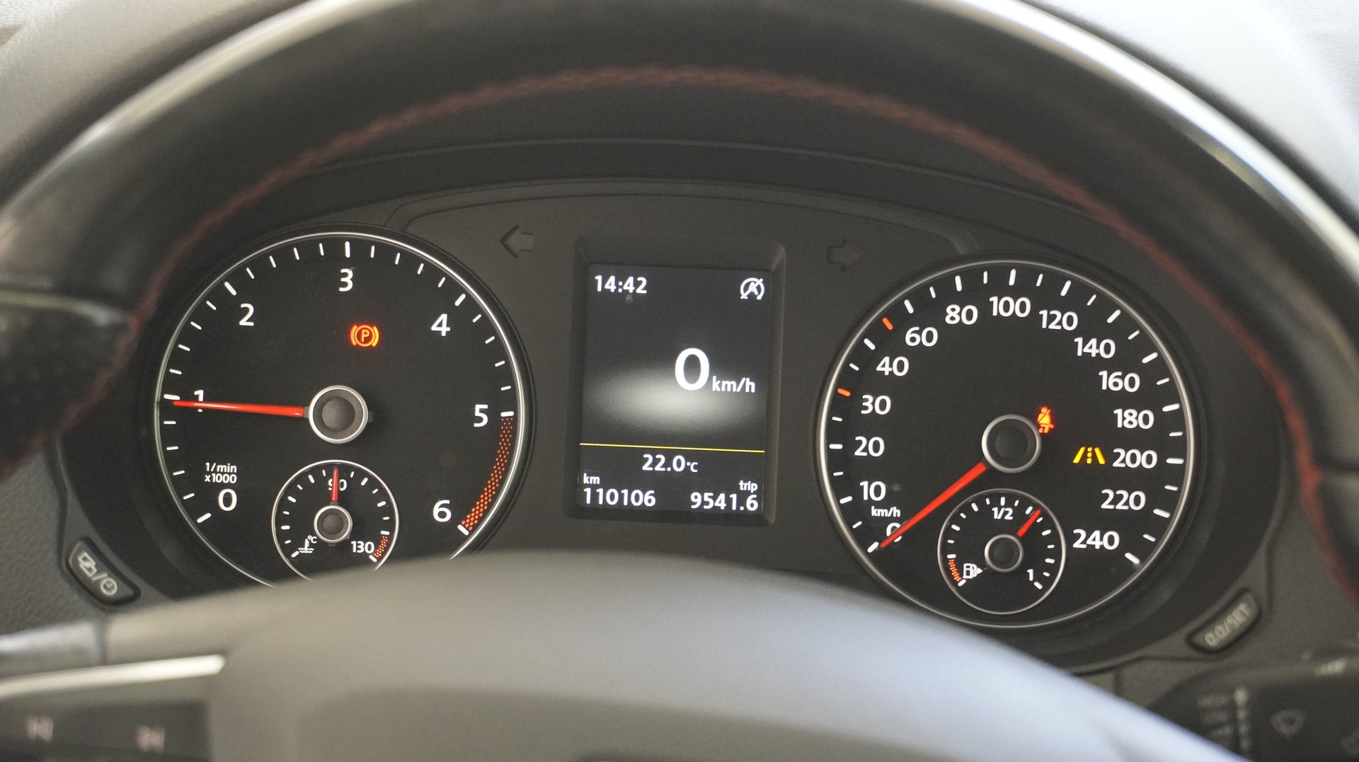 SEAT Alhambra 2.0 TDI SWISS FR 4Drive-showroom-element-2