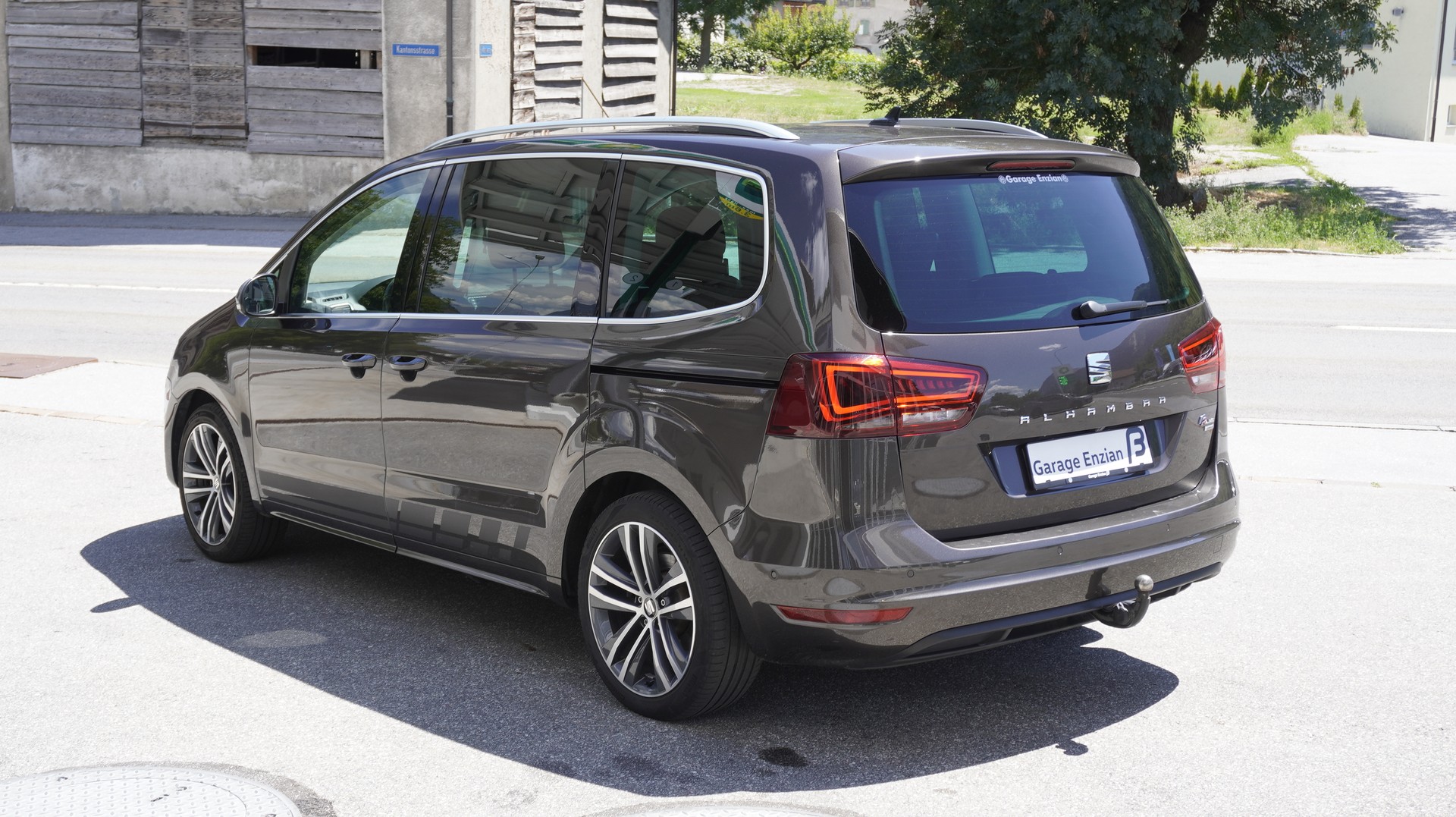 SEAT Alhambra 2.0 TDI SWISS FR 4Drive-image-10