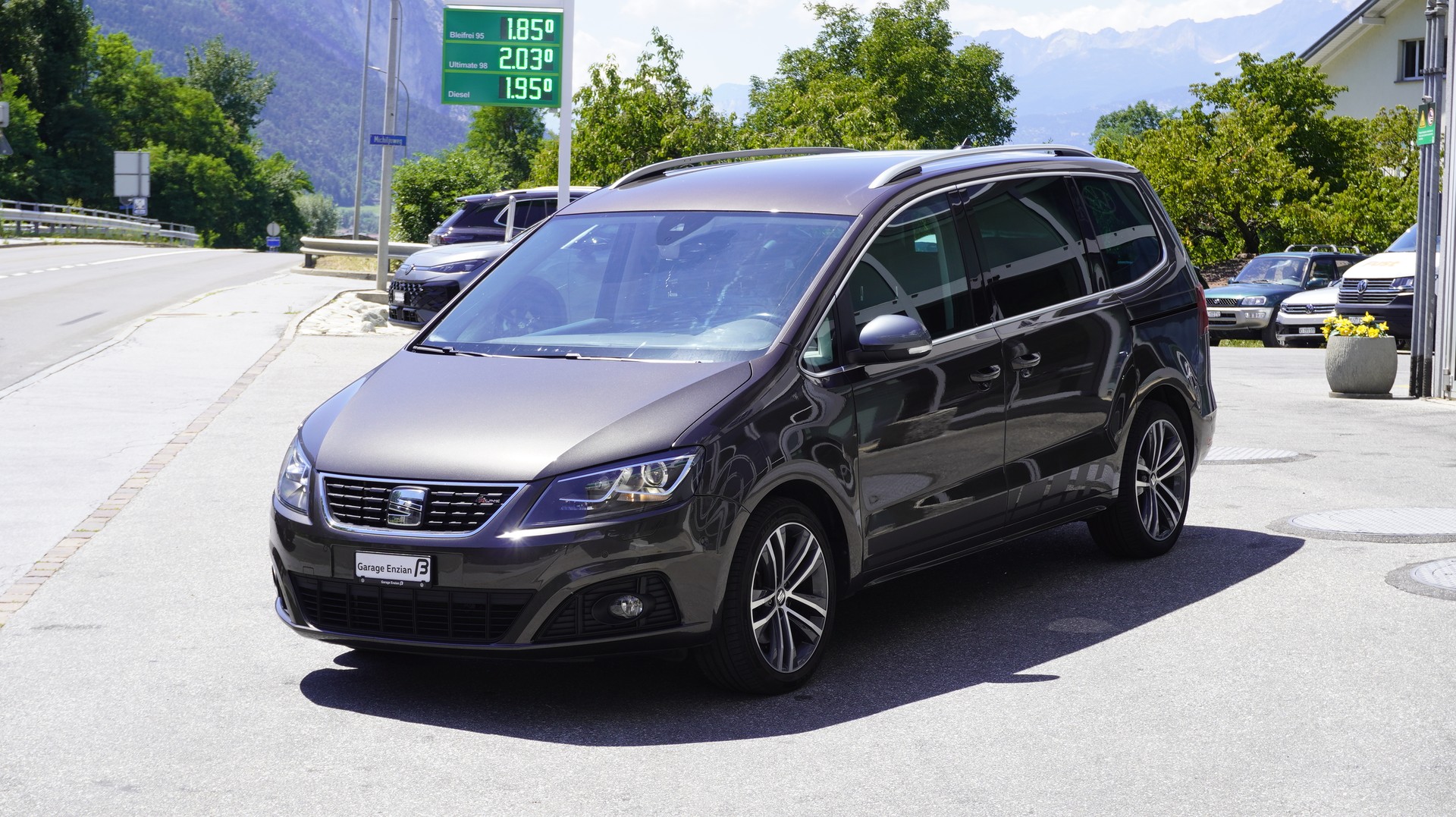 SEAT Alhambra 2.0 TDI SWISS FR 4Drive-image-12