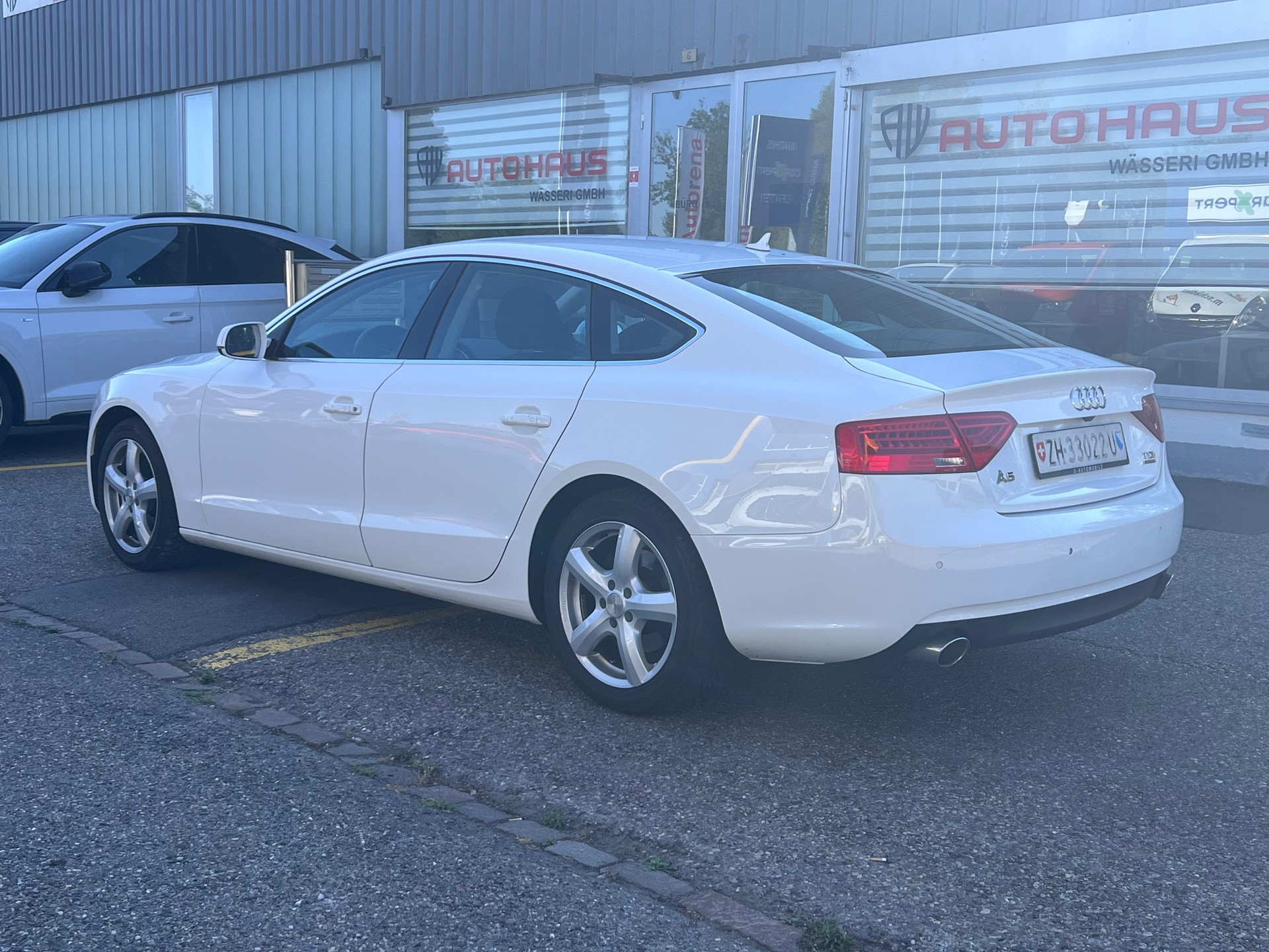 AUDI A5 Sportback 3.0 TDI quattro S-tronic-showroom-element-3