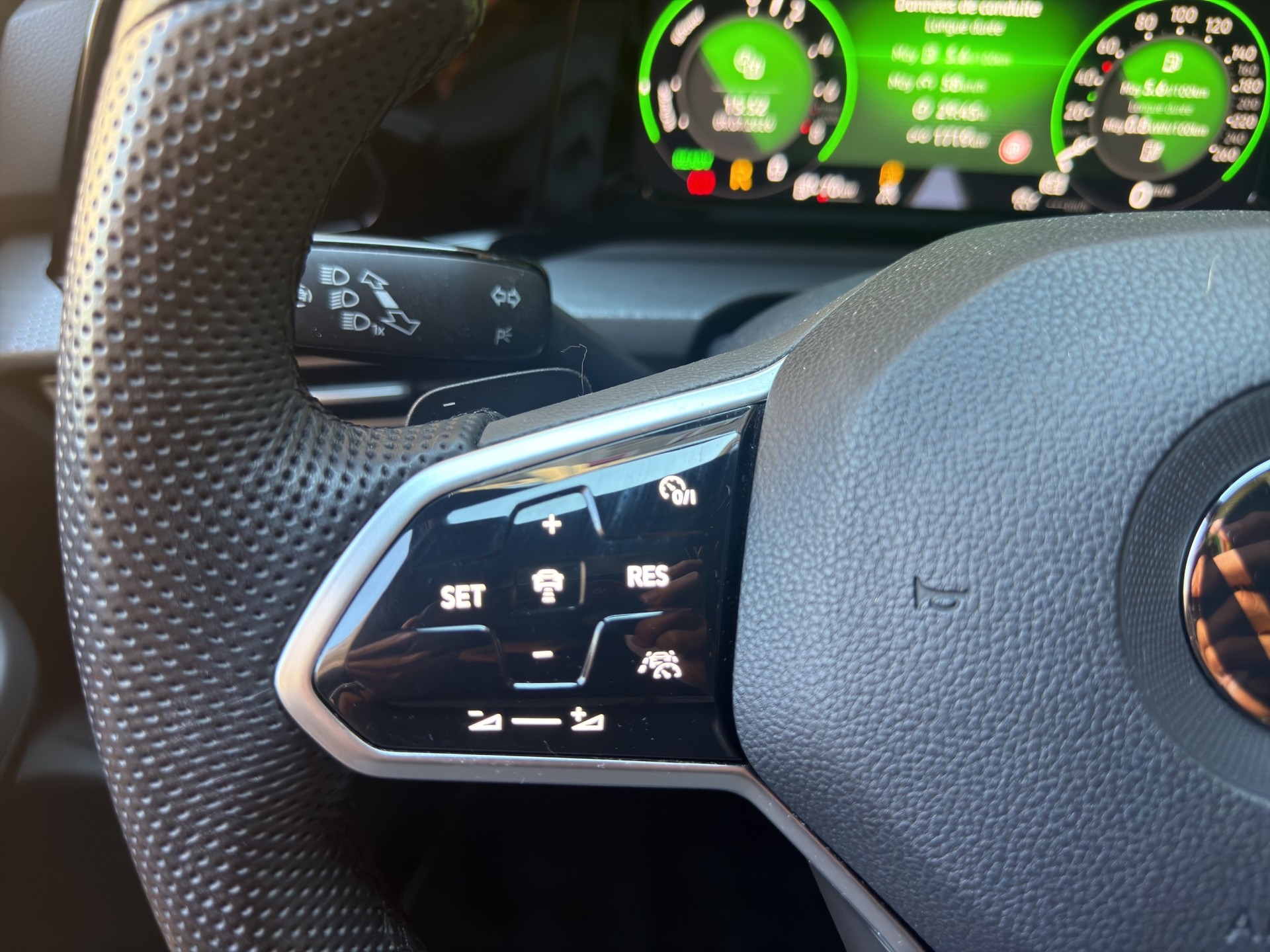 VW Golf 1.4 TSI PHEV GTE-image-14