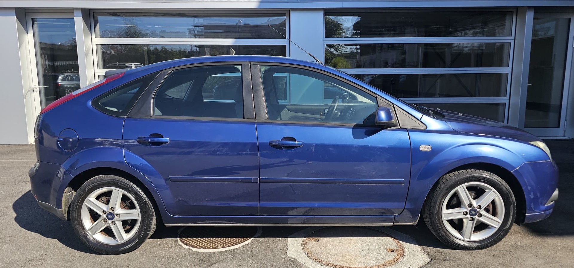 FORD Focus 1.8i Carving-image-3