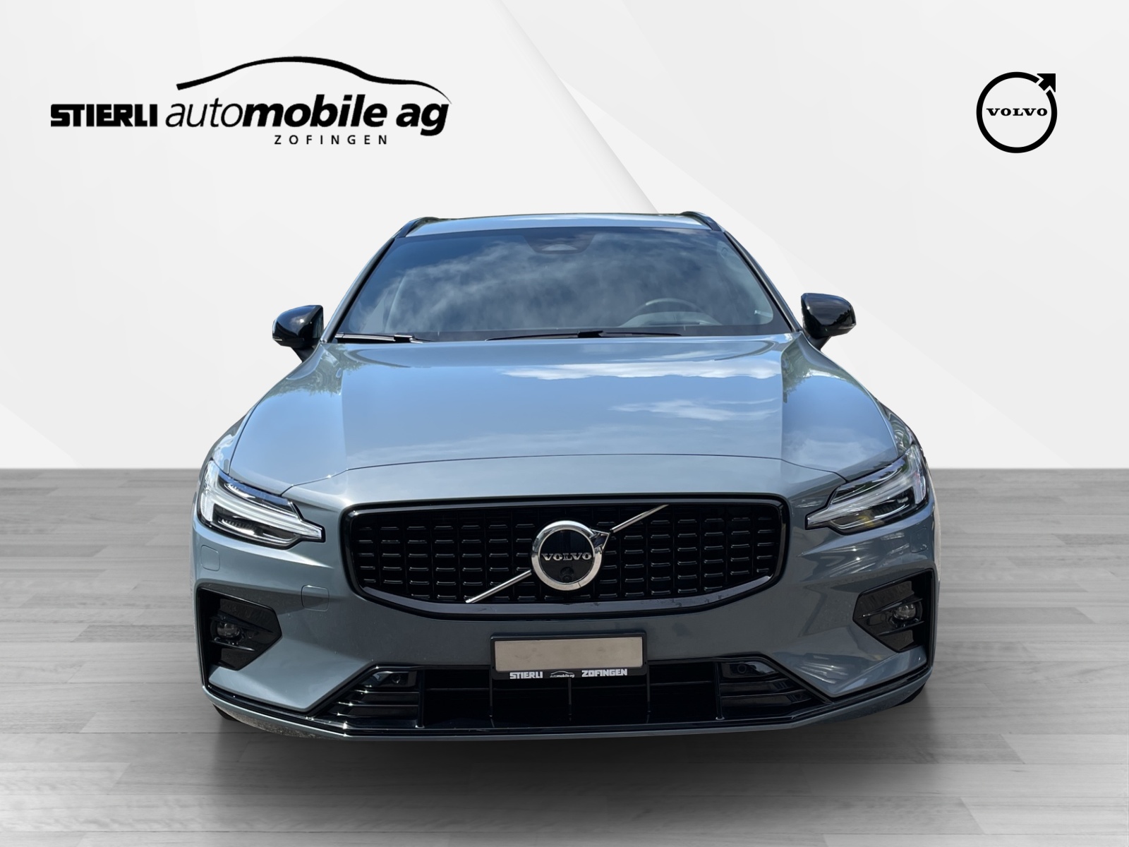 VOLVO V60 2.0 B5 Ultimate Dark AWD-showroom-element-1