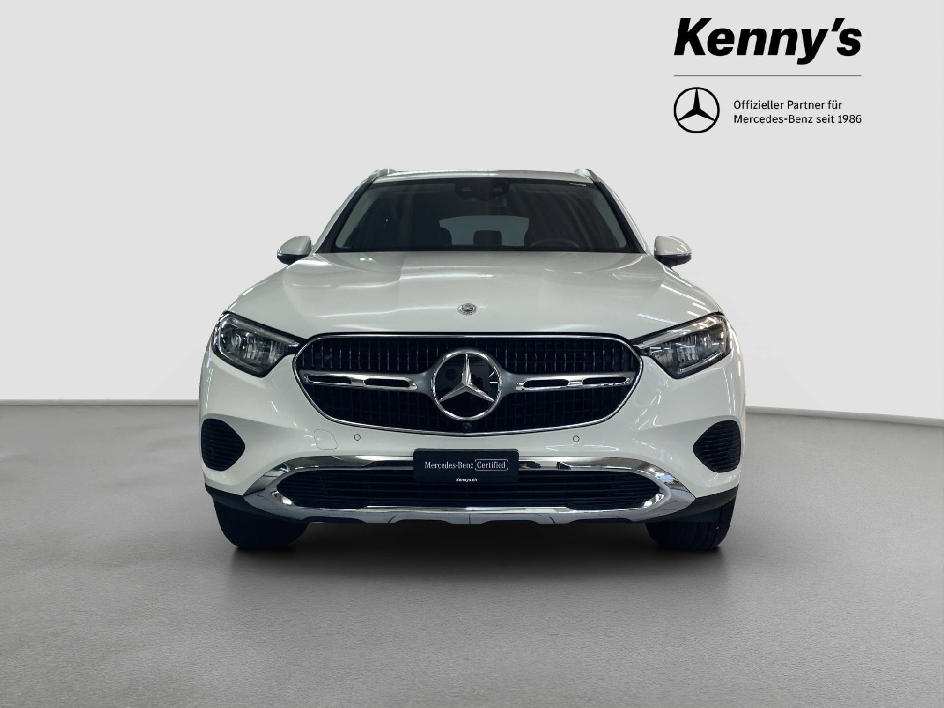 MERCEDES-BENZ GLC 300 e Avantgarde 4MATIC-showroom-element-2