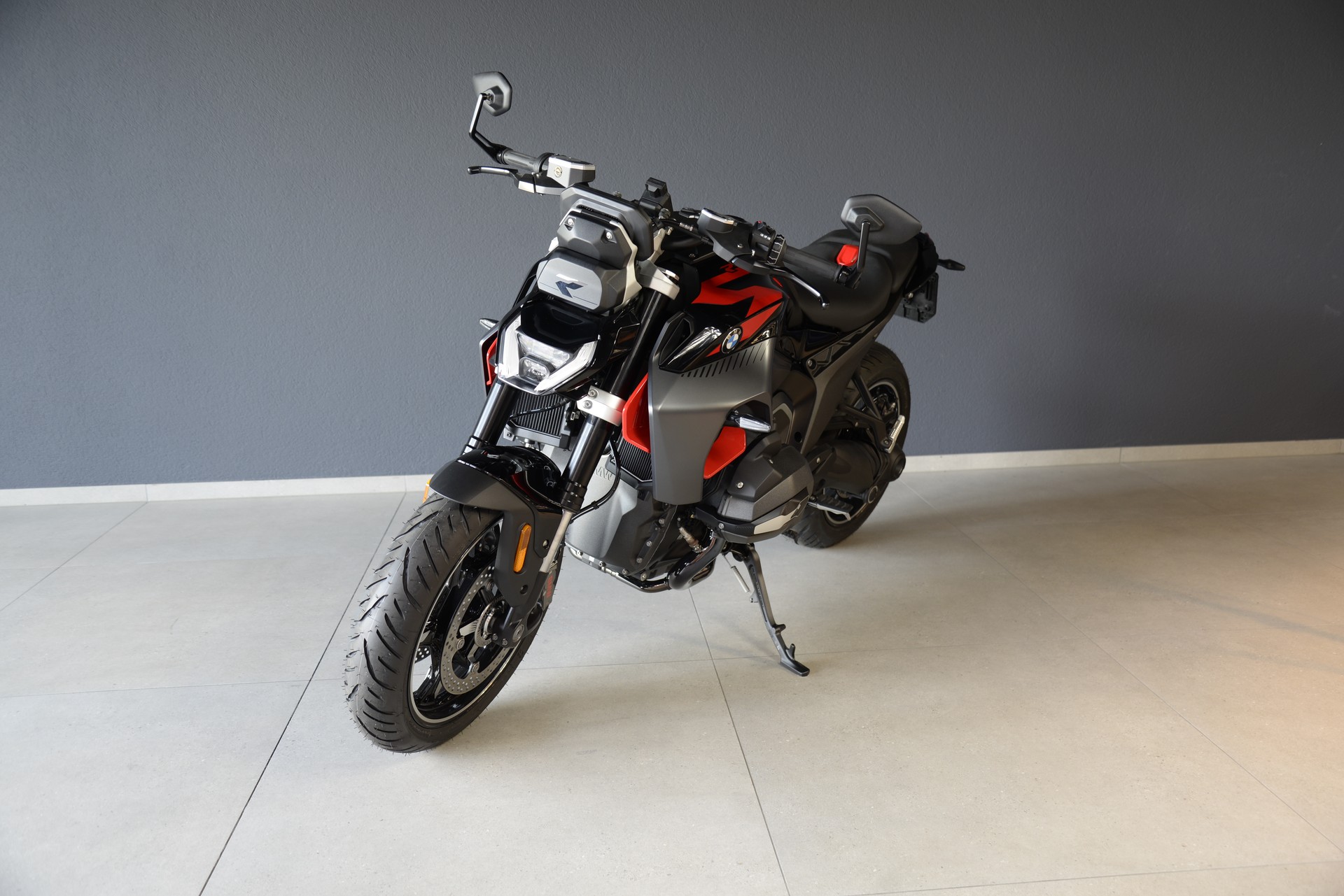 BMW R 1300 R-showroom-element-3