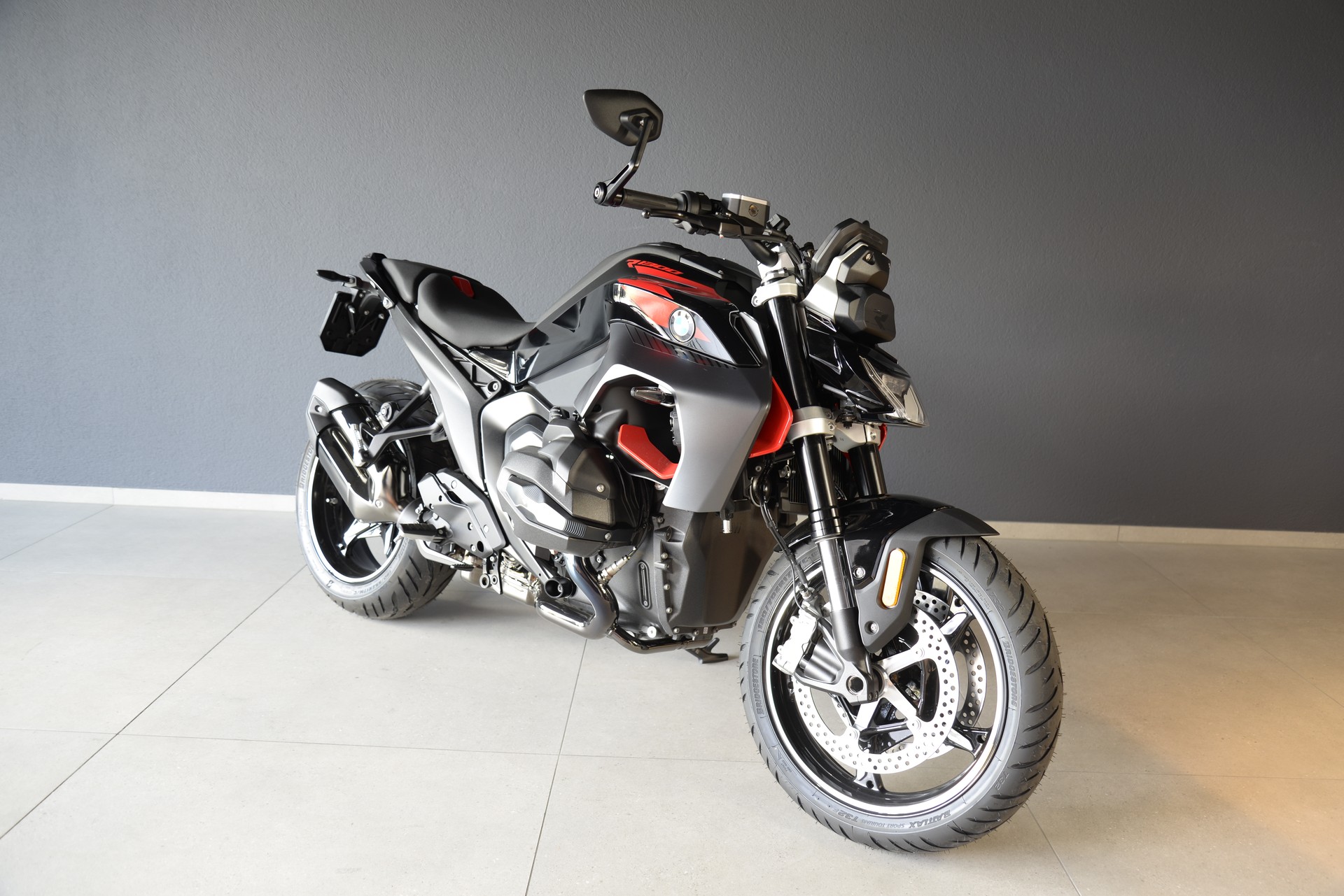 BMW R 1300 R-showroom-element-1