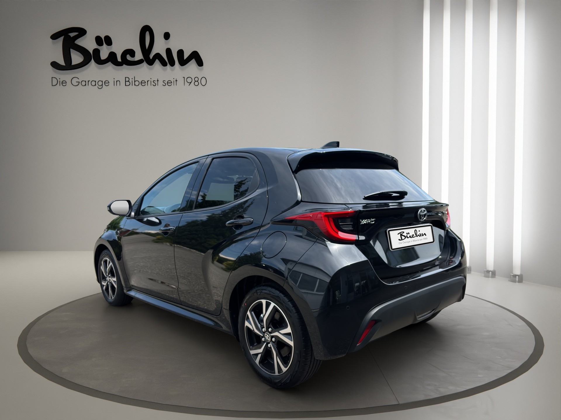 TOYOTA Yaris 1.5 Trend e-CVT-image-4
