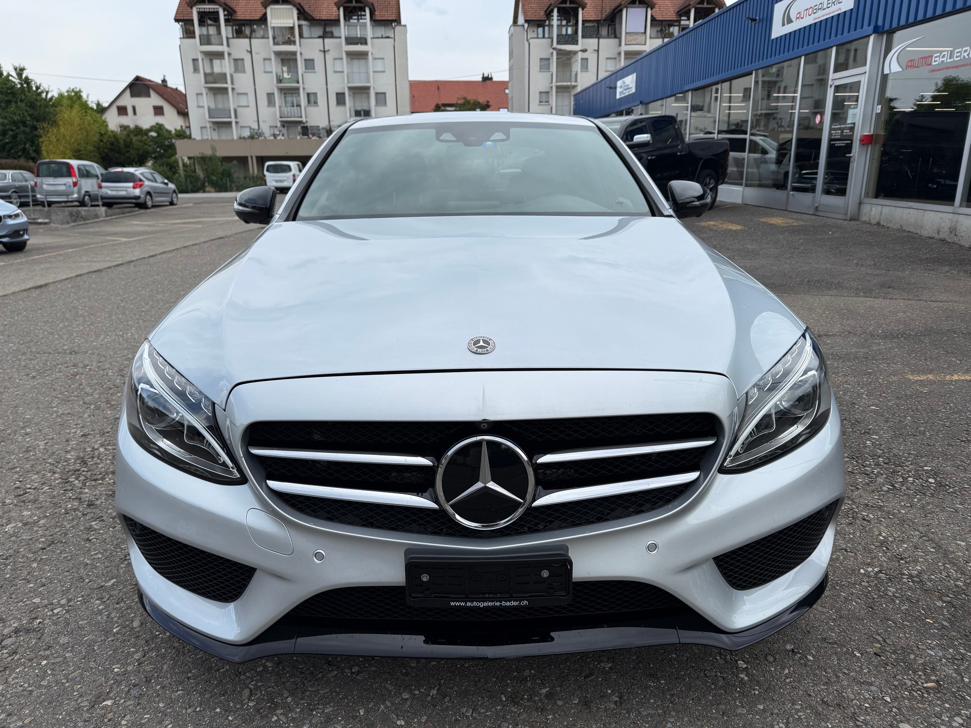 MERCEDES-BENZ C 200 AMG Line 4Matic 9G-Tronic-showroom-element-1